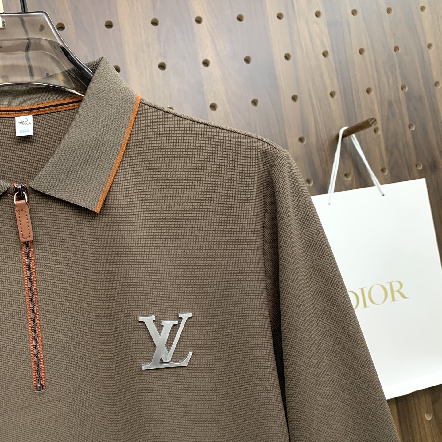 Louis Vuitton Basic Clothing S-m-l-xl