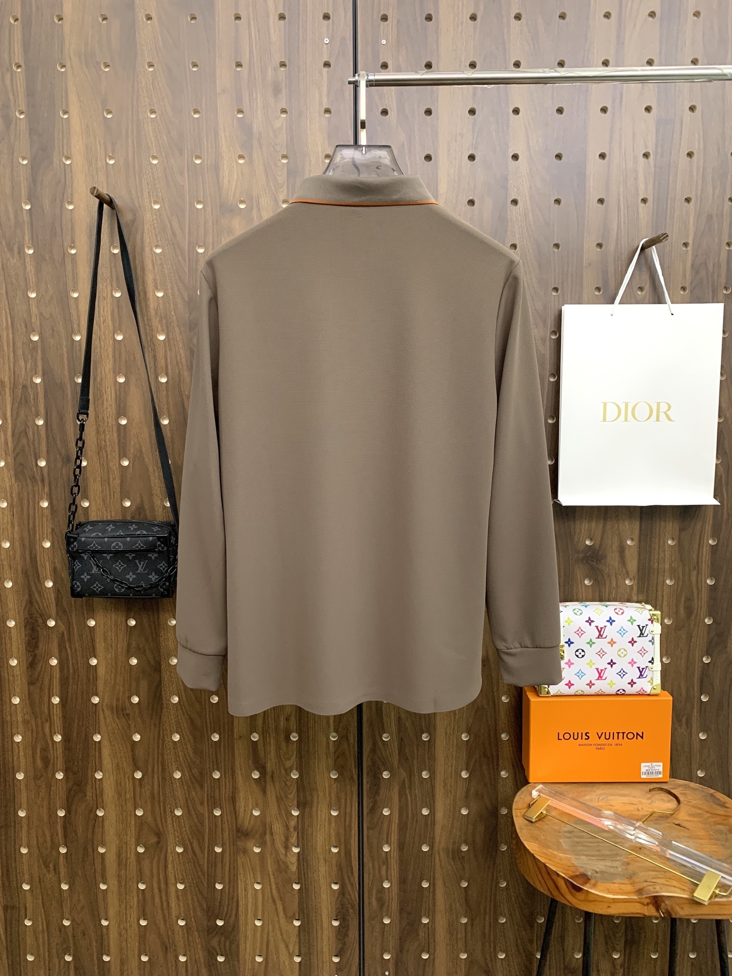 Louis Vuitton Basic Clothing S-m-l-xl