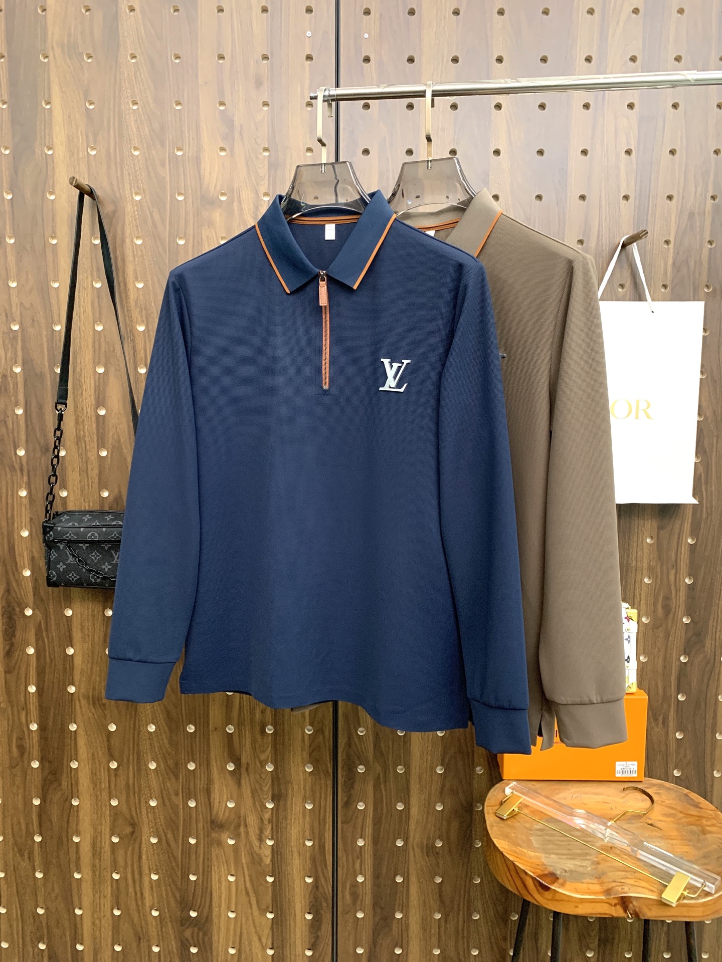 Louis Vuitton Basic Clothing S-m-l-xl