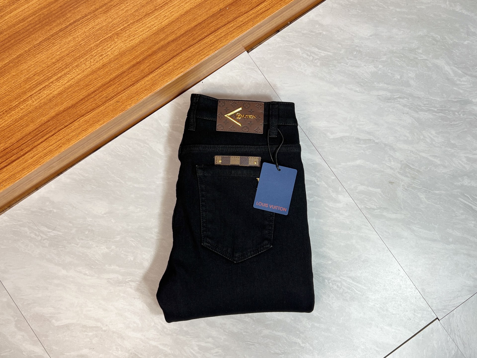 Louis Vuitton Jeans Fleece Lined L-175140-32
