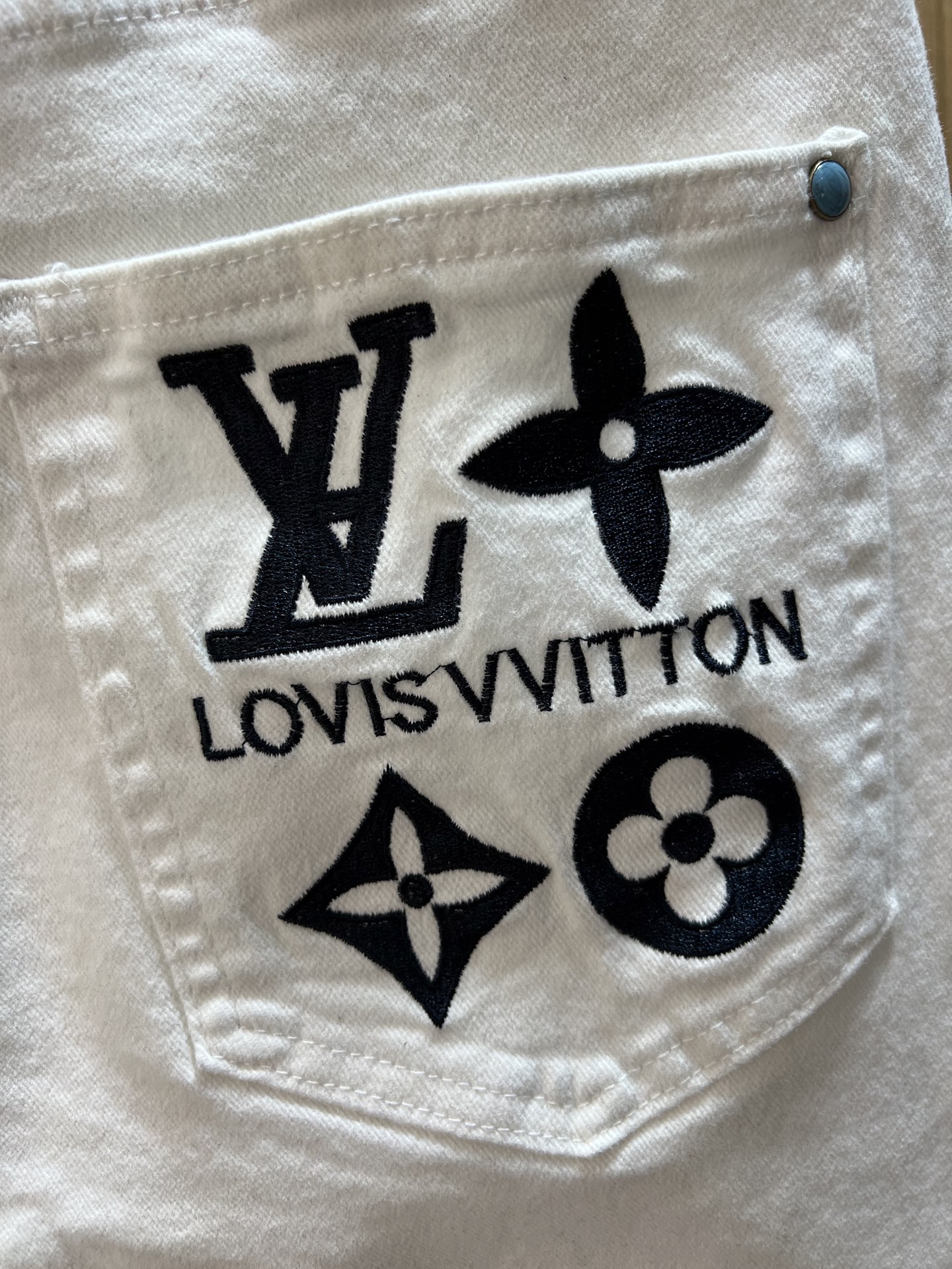 Louis Vuitton Jeans L-175140-32
