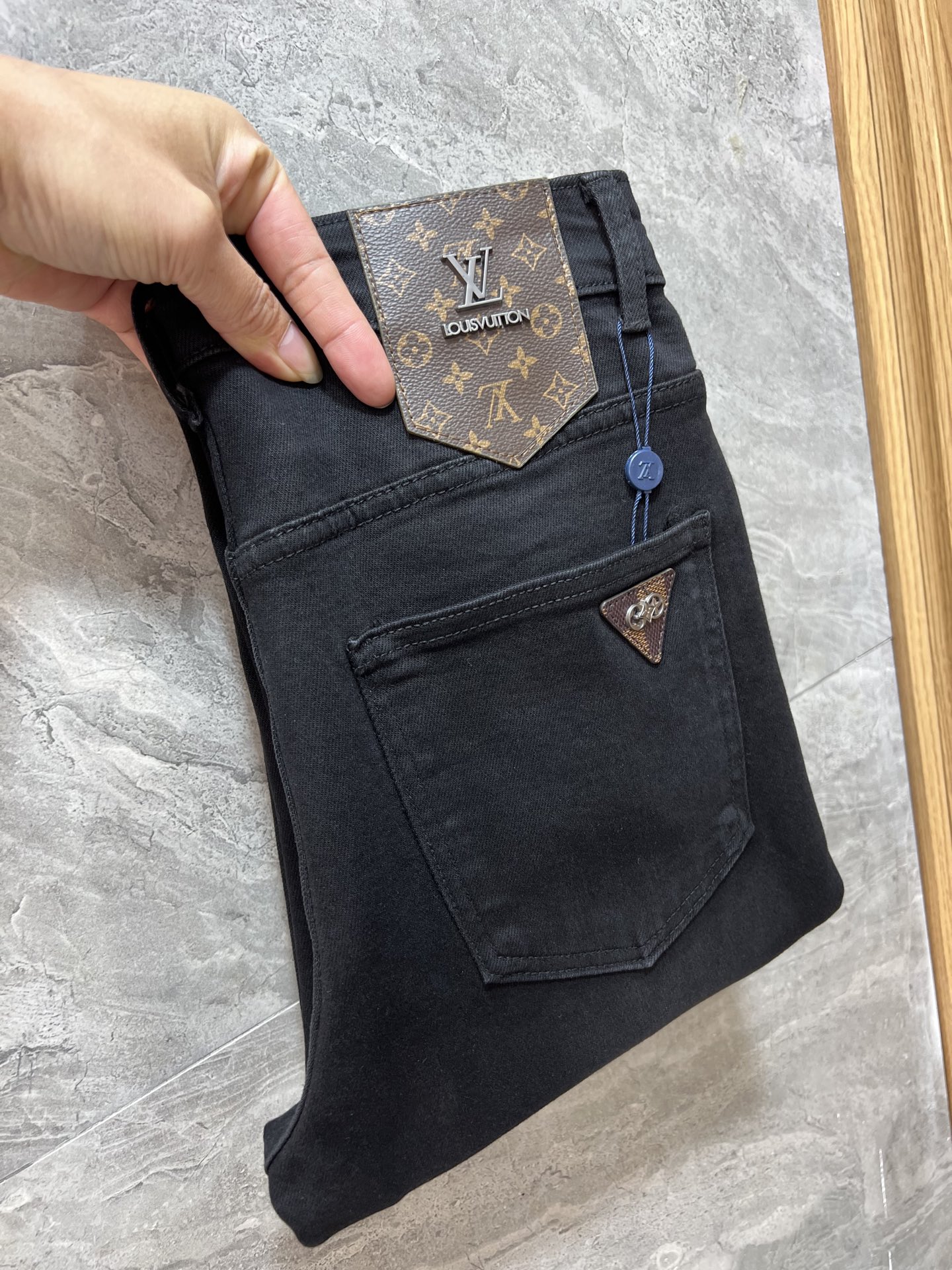 Louis Vuitton Jeans L-175140-32