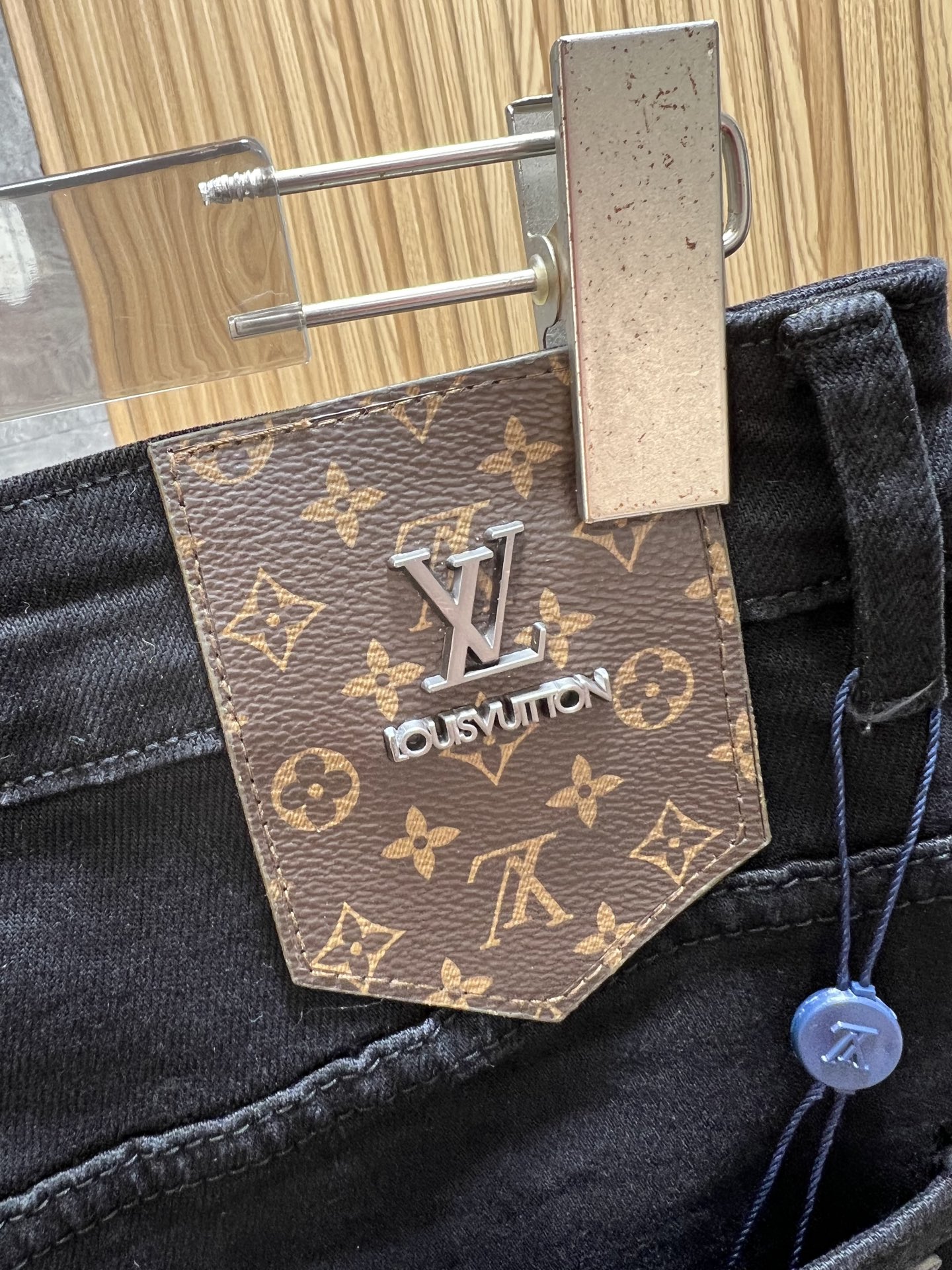 Louis Vuitton Jeans L-175140-32