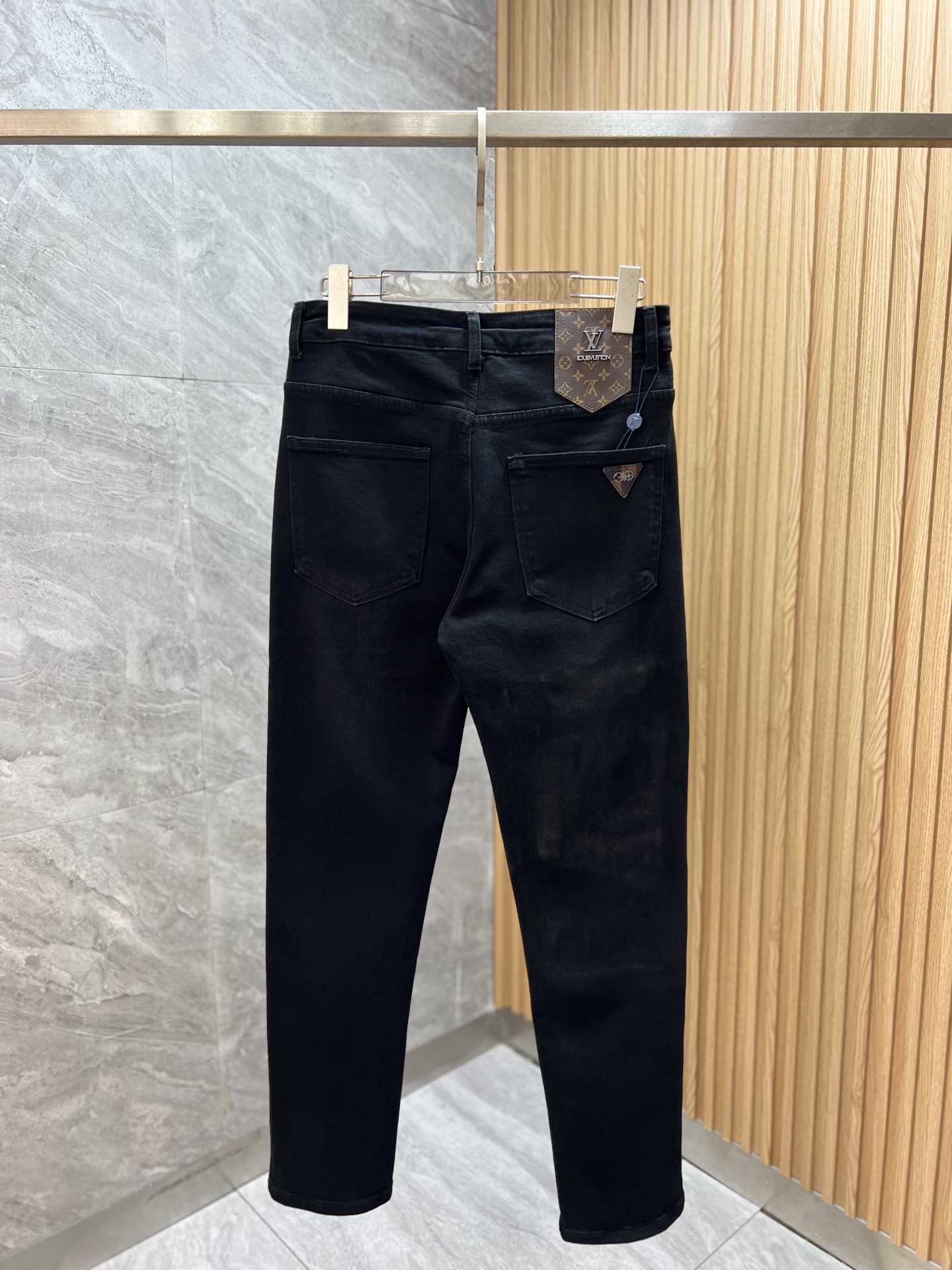 Louis Vuitton Jeans L-175140-32