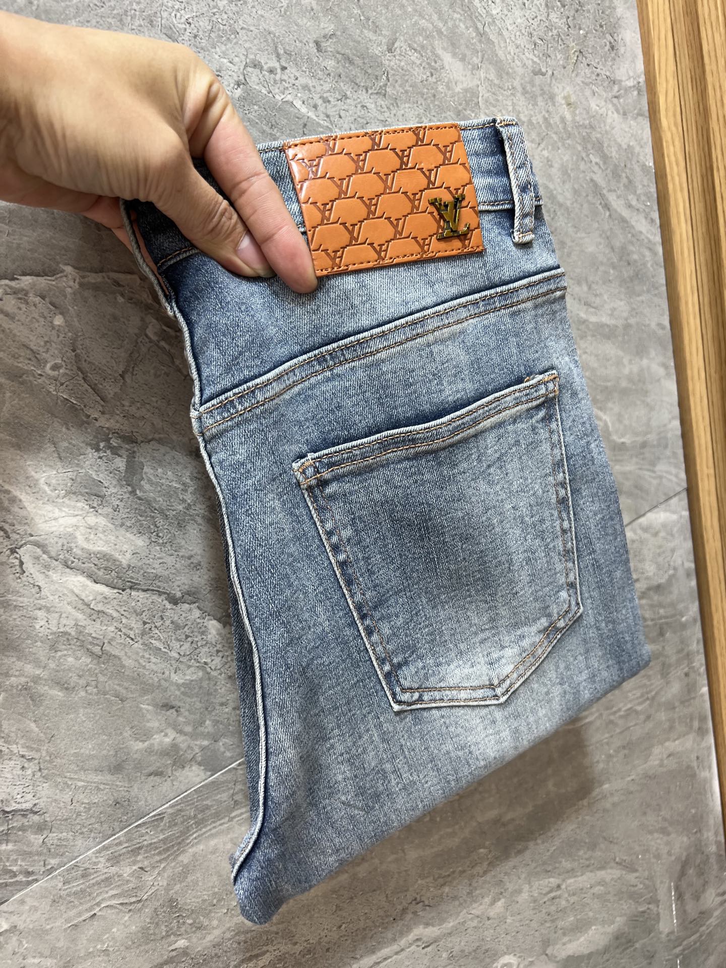 Louis Vuitton Jeans L-175140-32