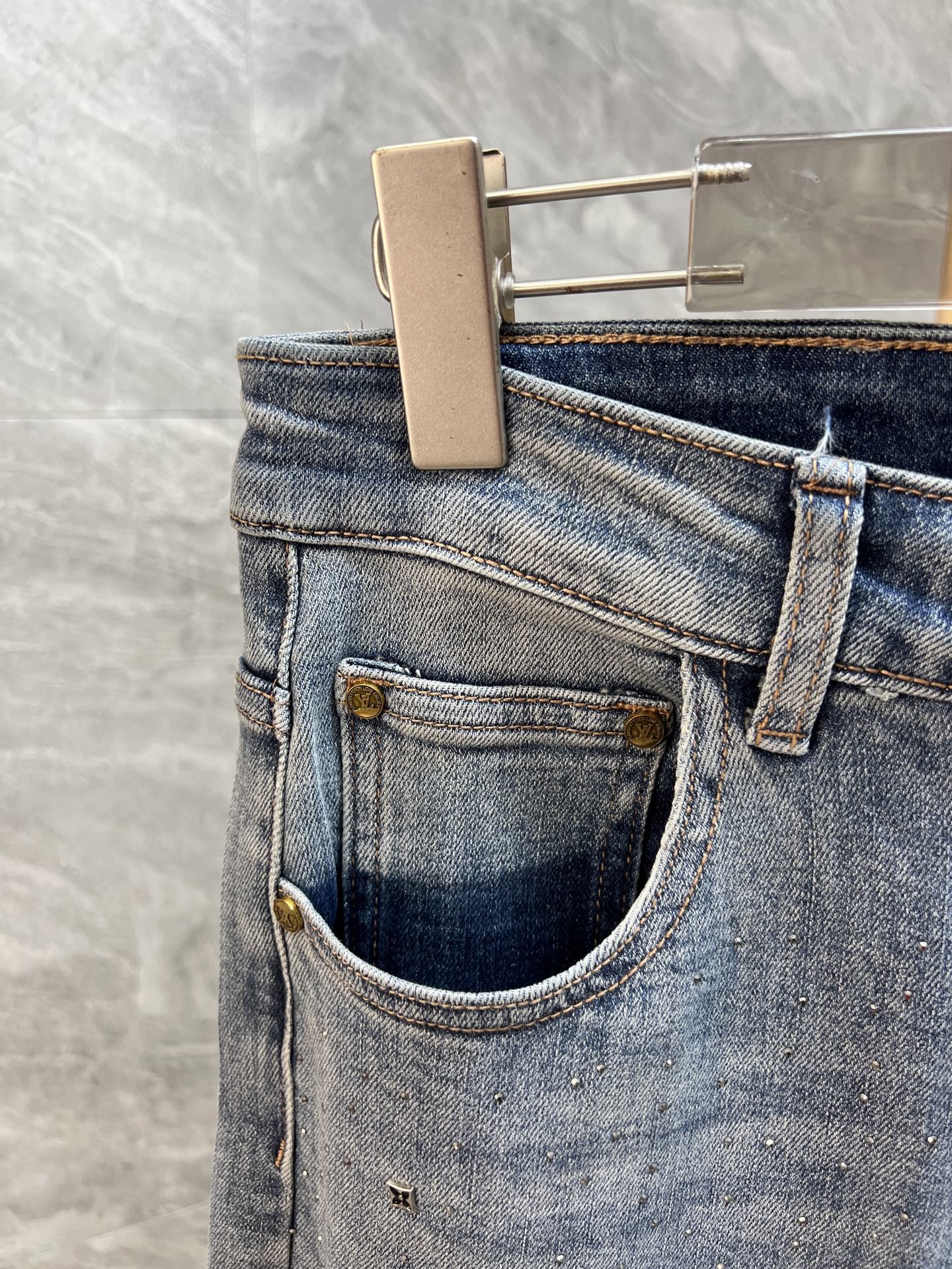 Louis Vuitton Jeans L-175140-32