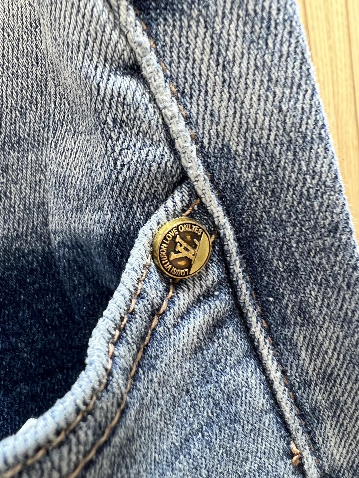 Louis Vuitton Jeans L-175140-32