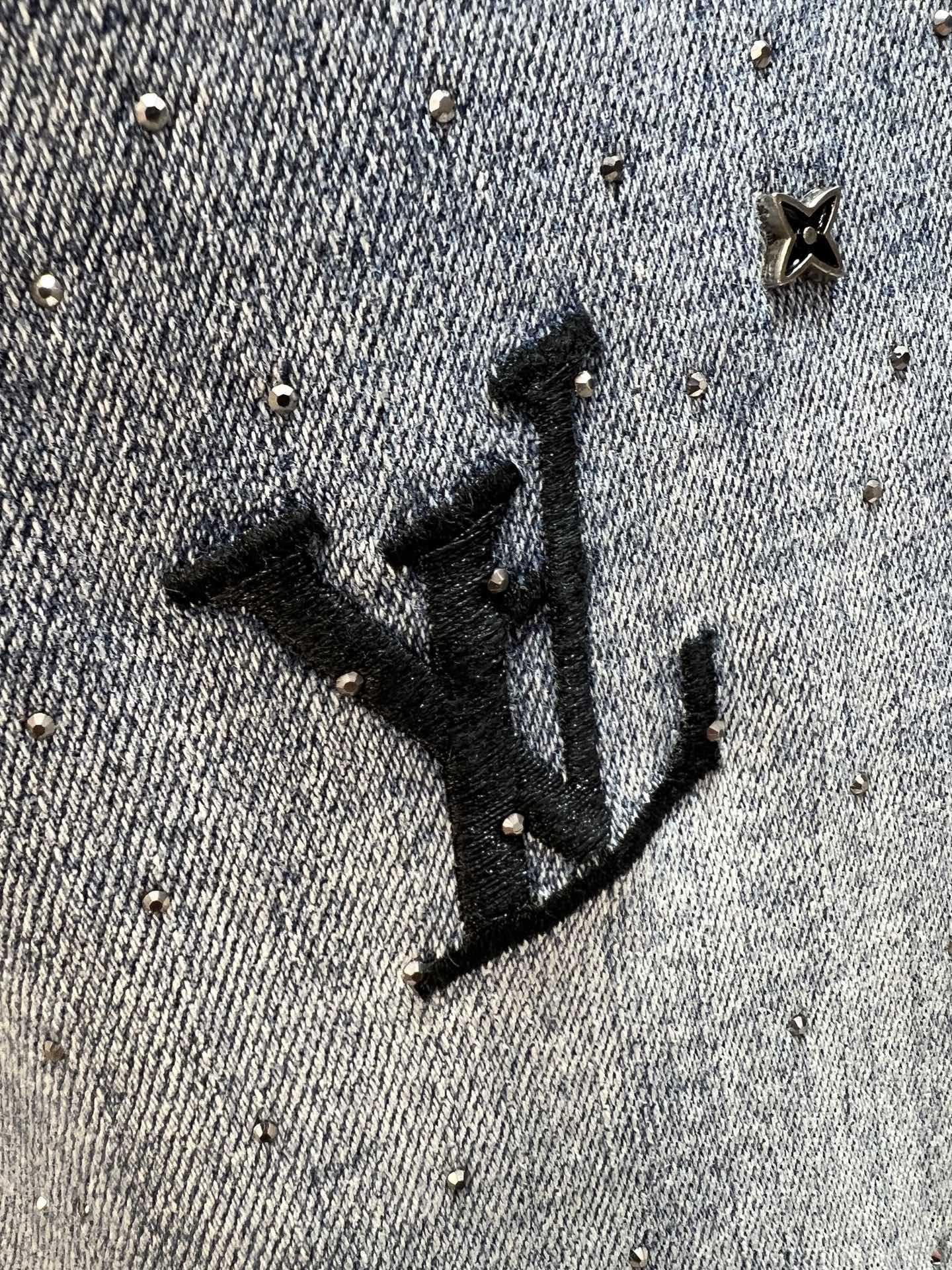 Louis Vuitton Jeans L-175140-32