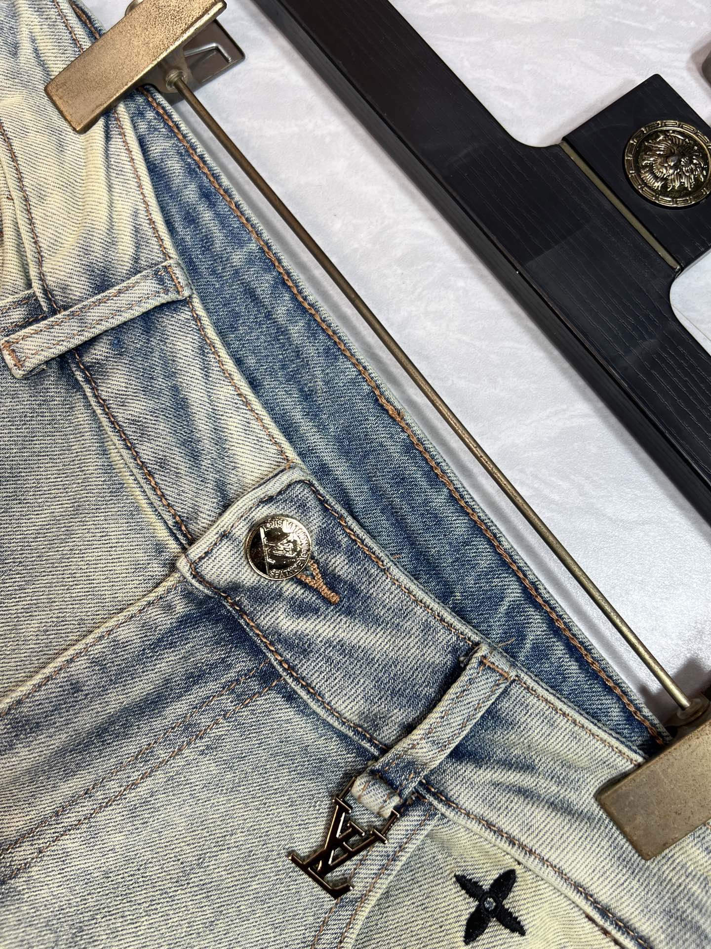 Louis Vuitton Jeans L-175140-32