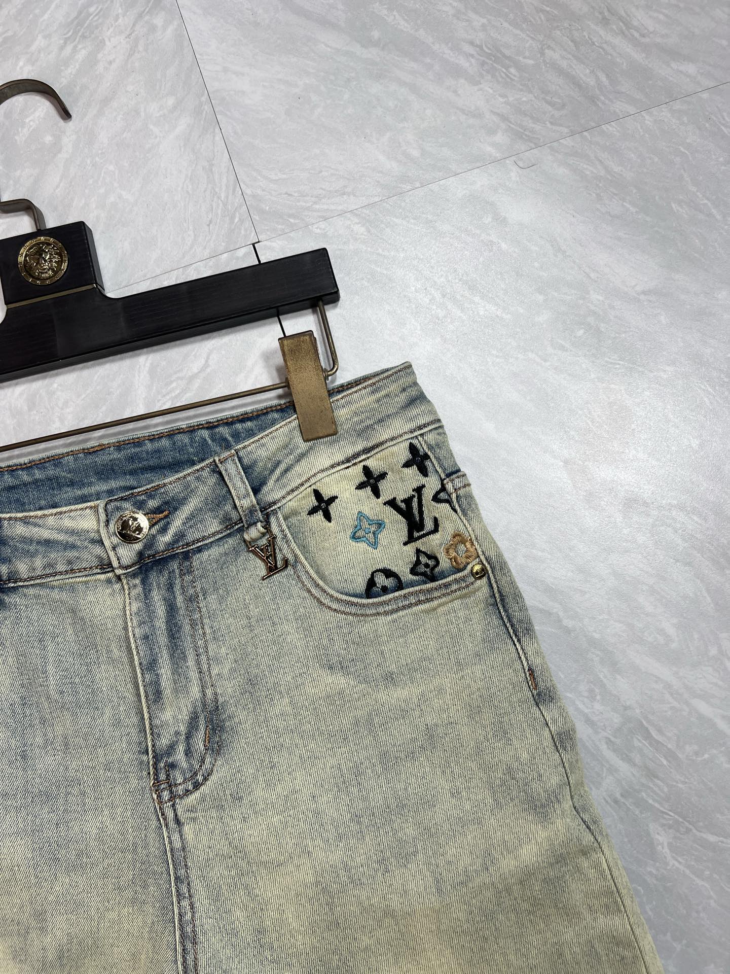 Louis Vuitton Jeans L-175140-32