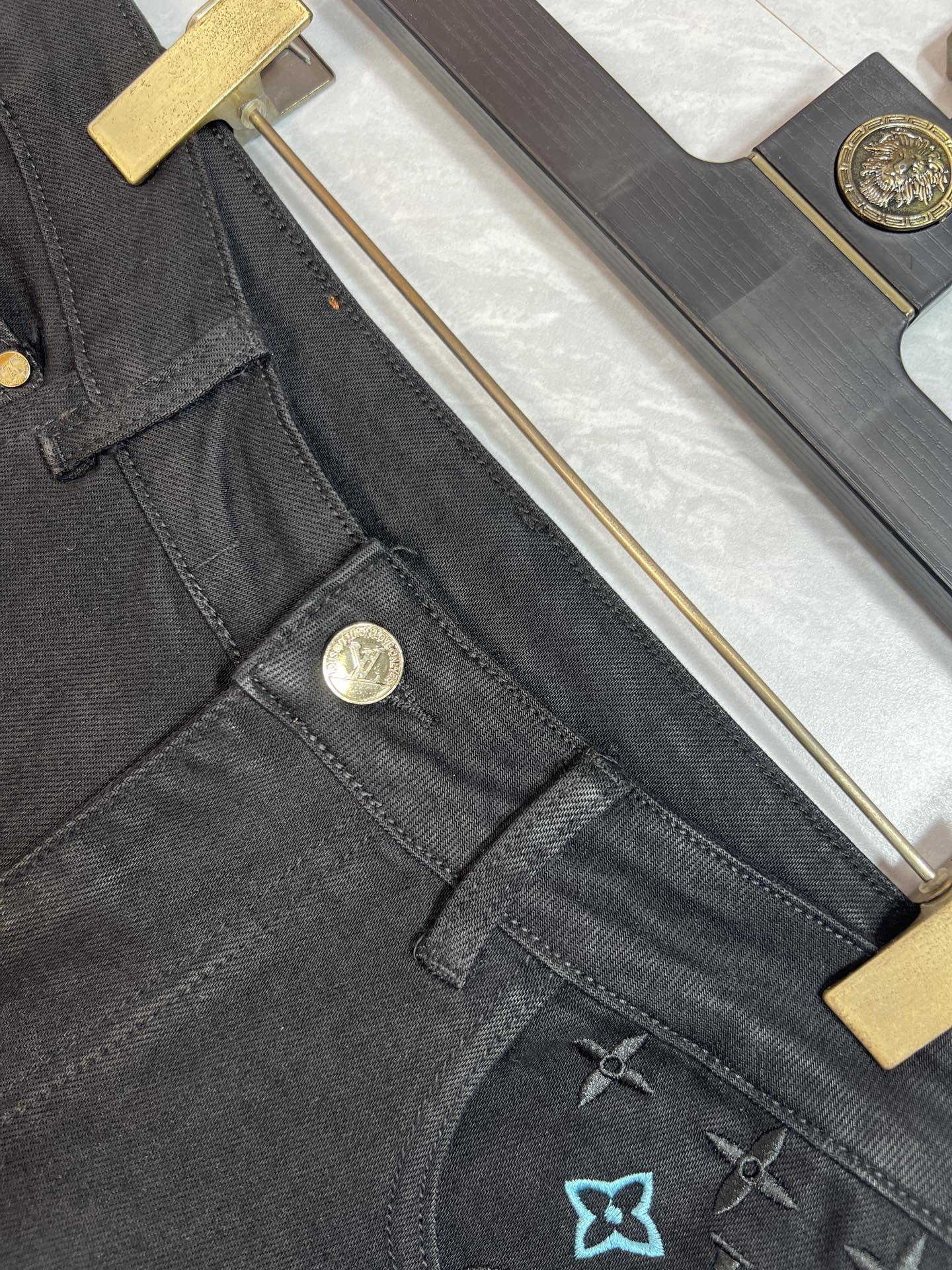 Louis Vuitton Jeans L-175140-32