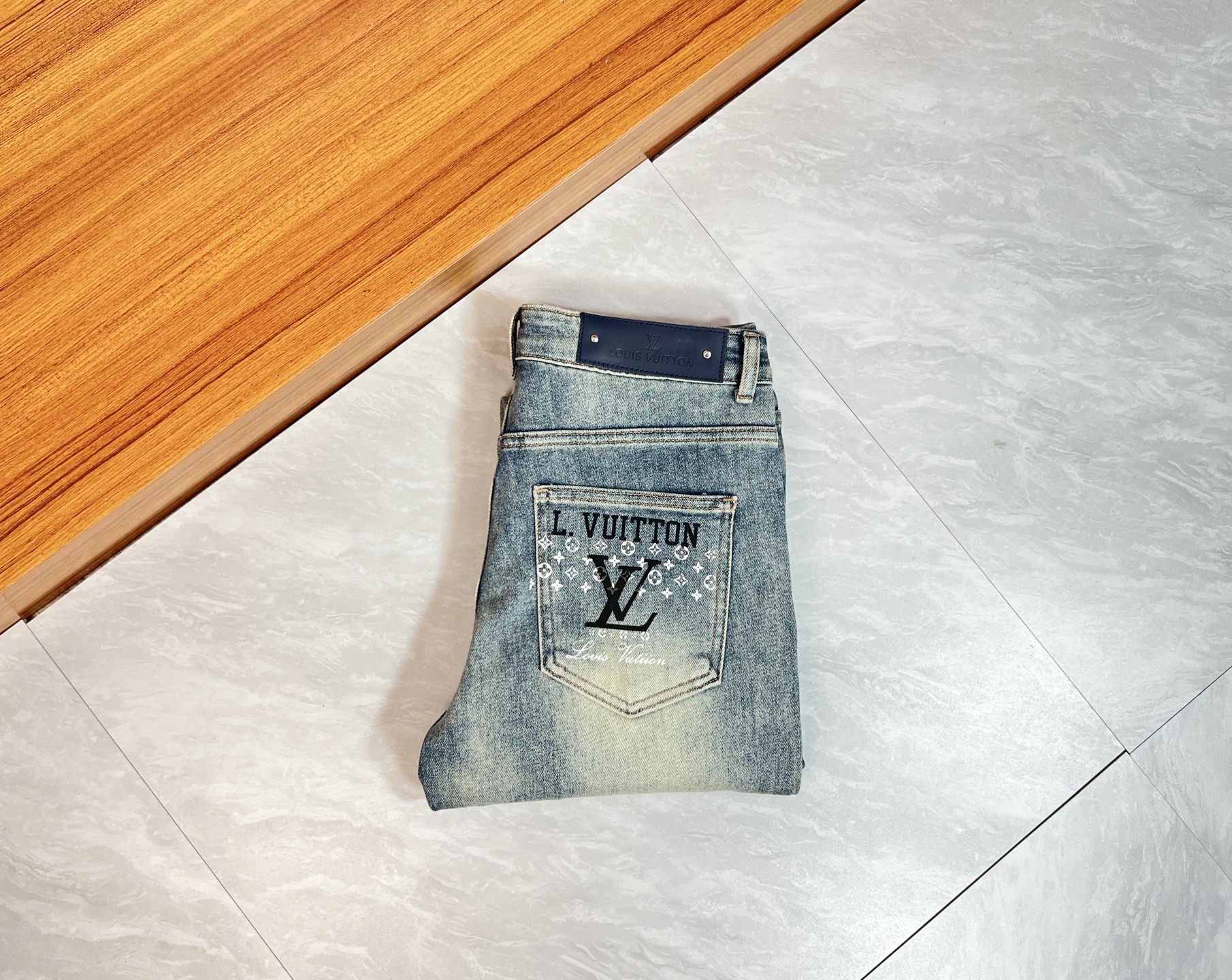 Louis Vuitton Jeans L-175140-32