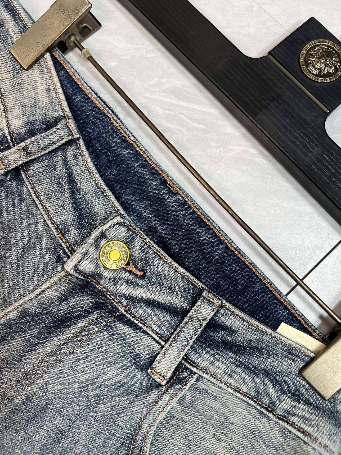 Louis Vuitton Jeans L-175140-32