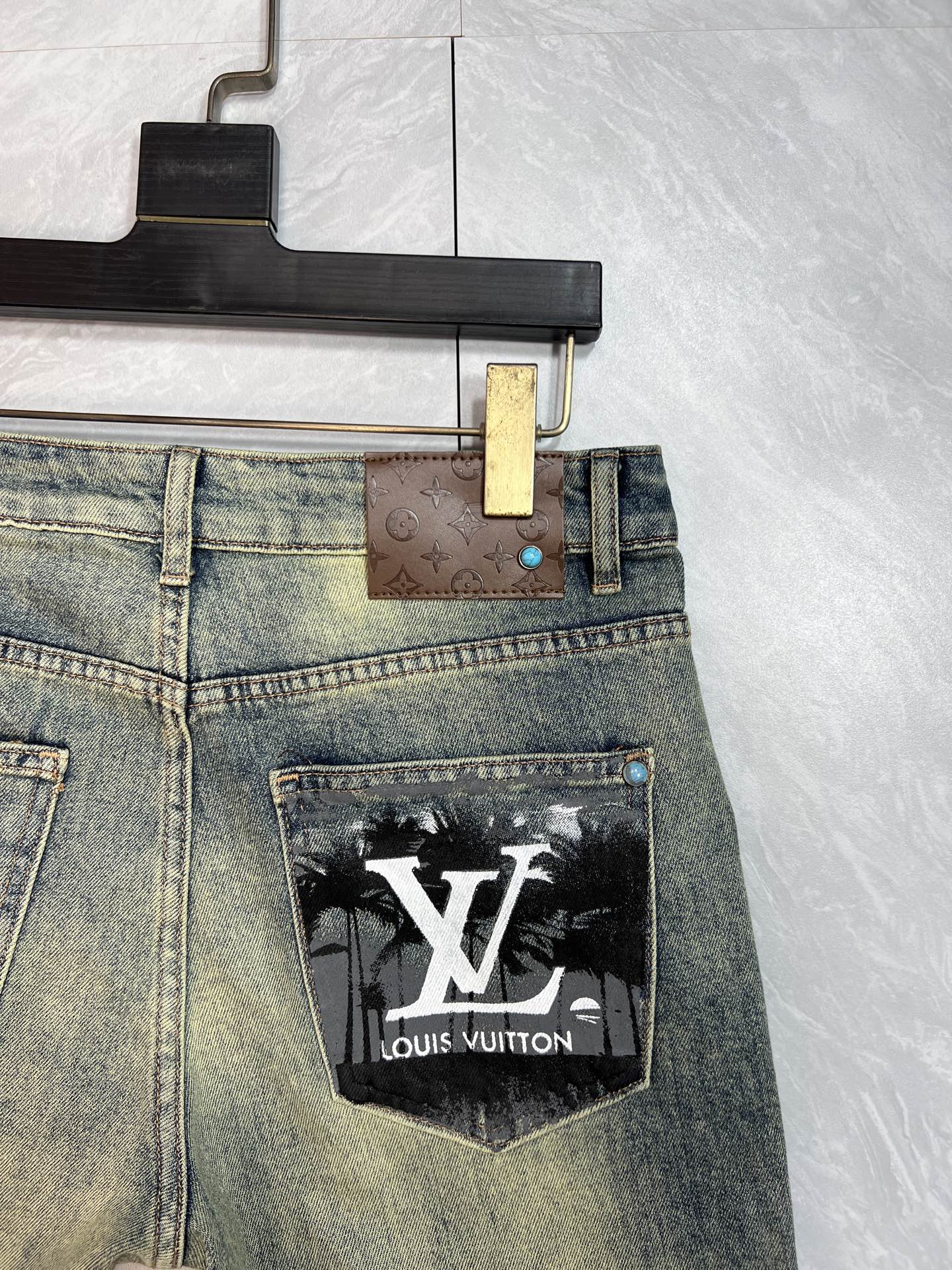 Louis Vuitton Jeans L-175140-32