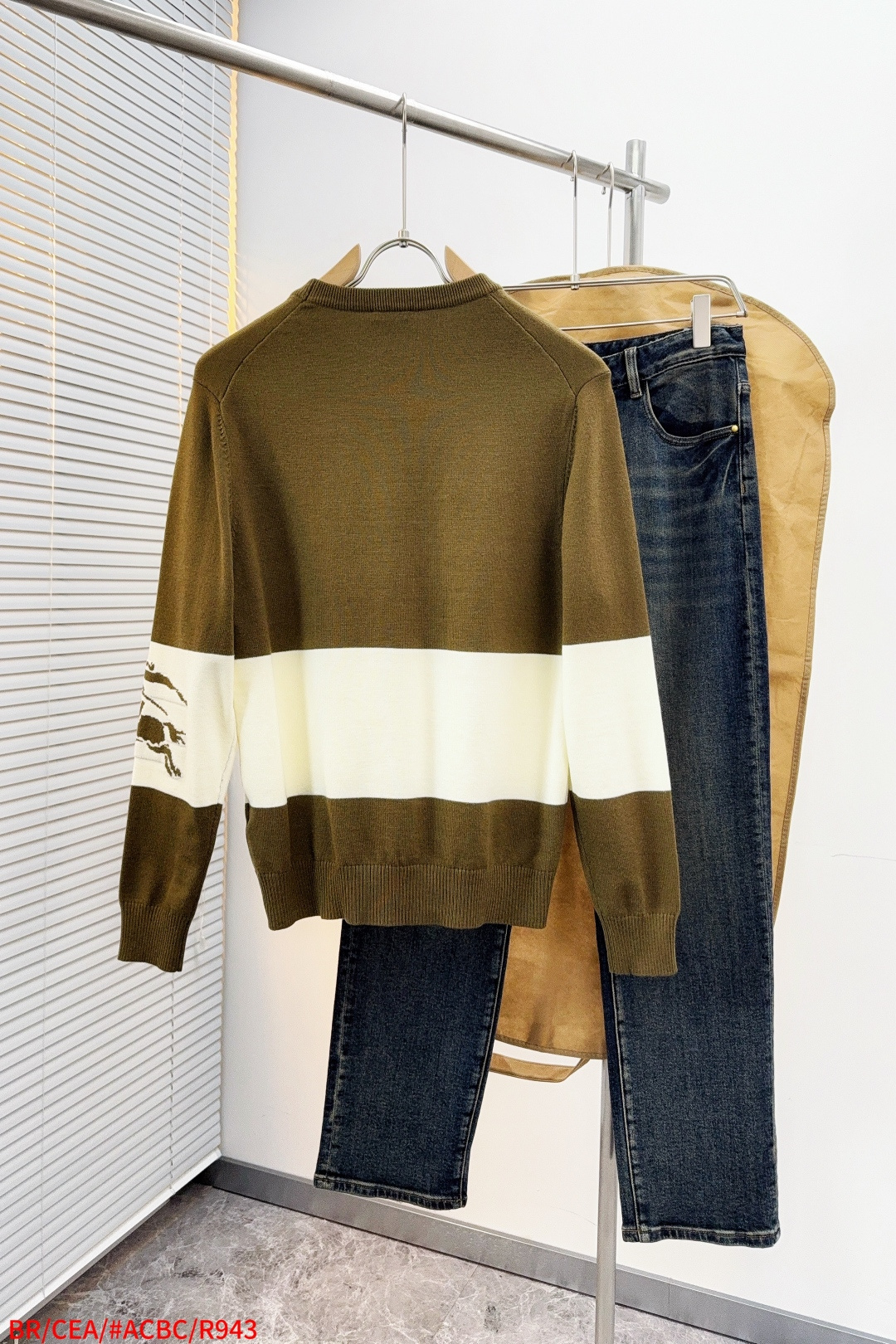 Burberry Male Basic Clothing Wool S-m-xl