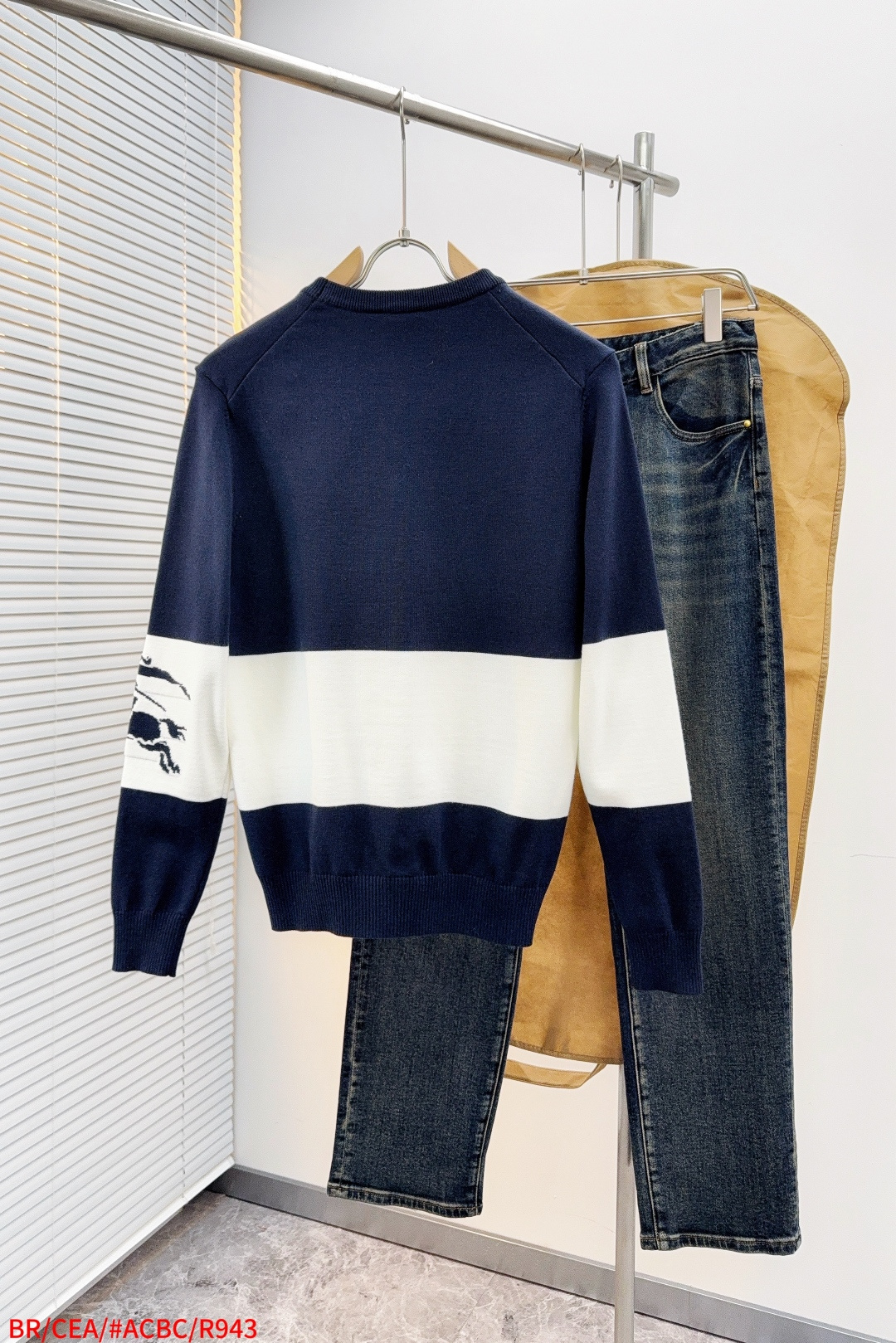 Burberry Male Basic Clothing Wool S-m-xl