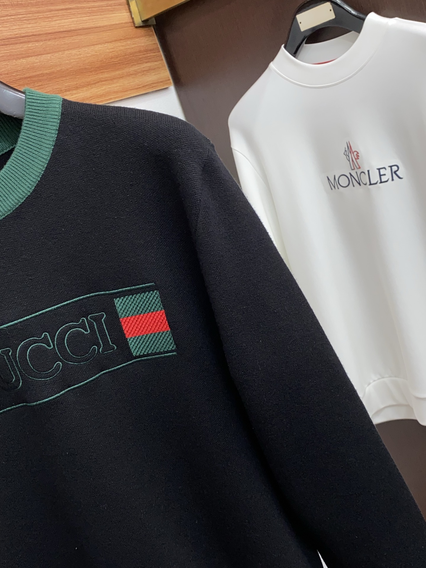 Gucci Basic Clothing Wool M-l-xl