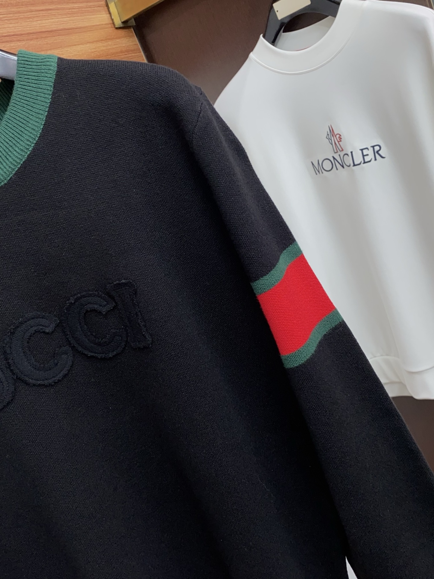 Gucci Basic Clothing Wool M-l-xl