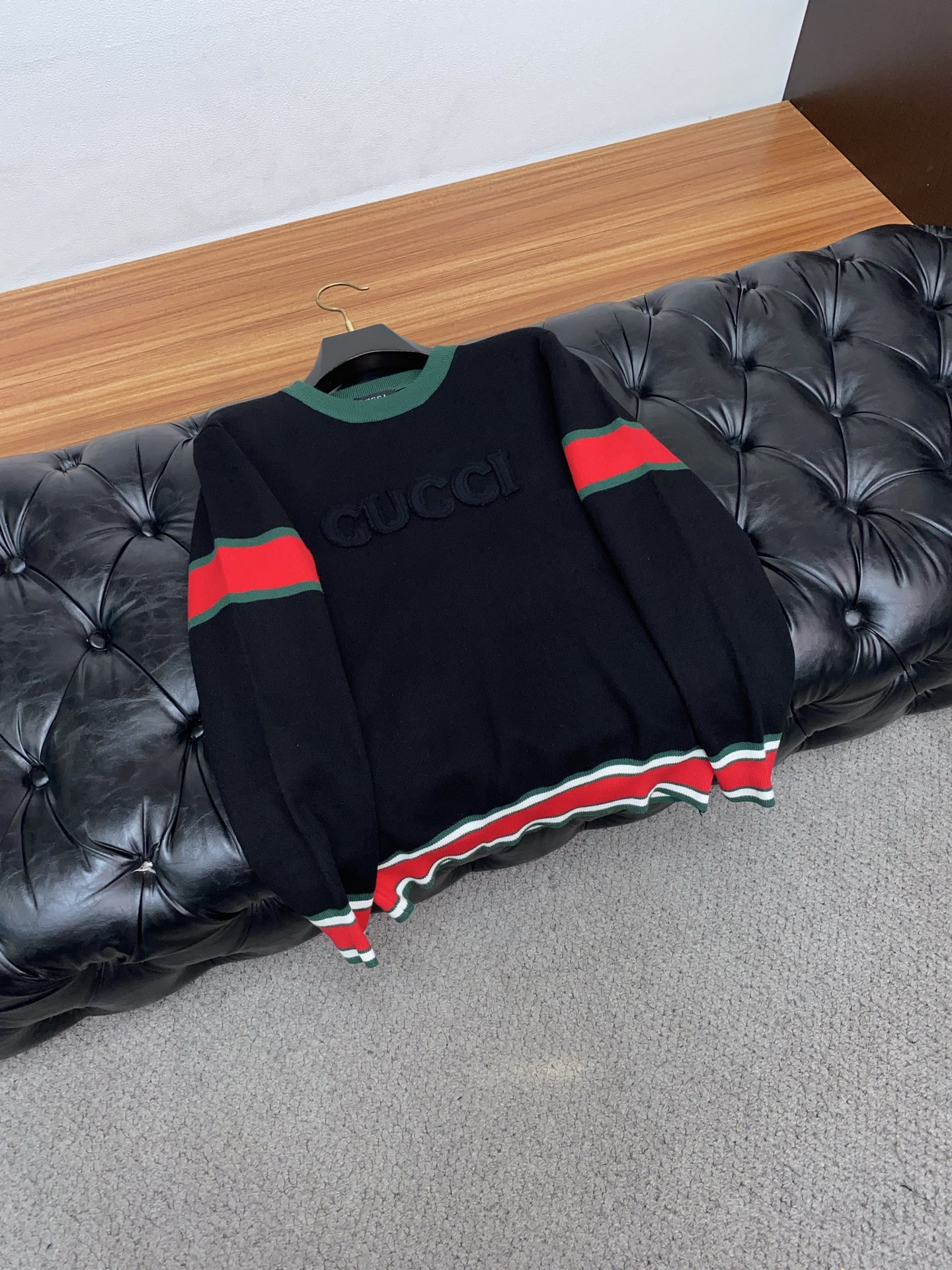 Gucci Basic Clothing Wool M-l-xl