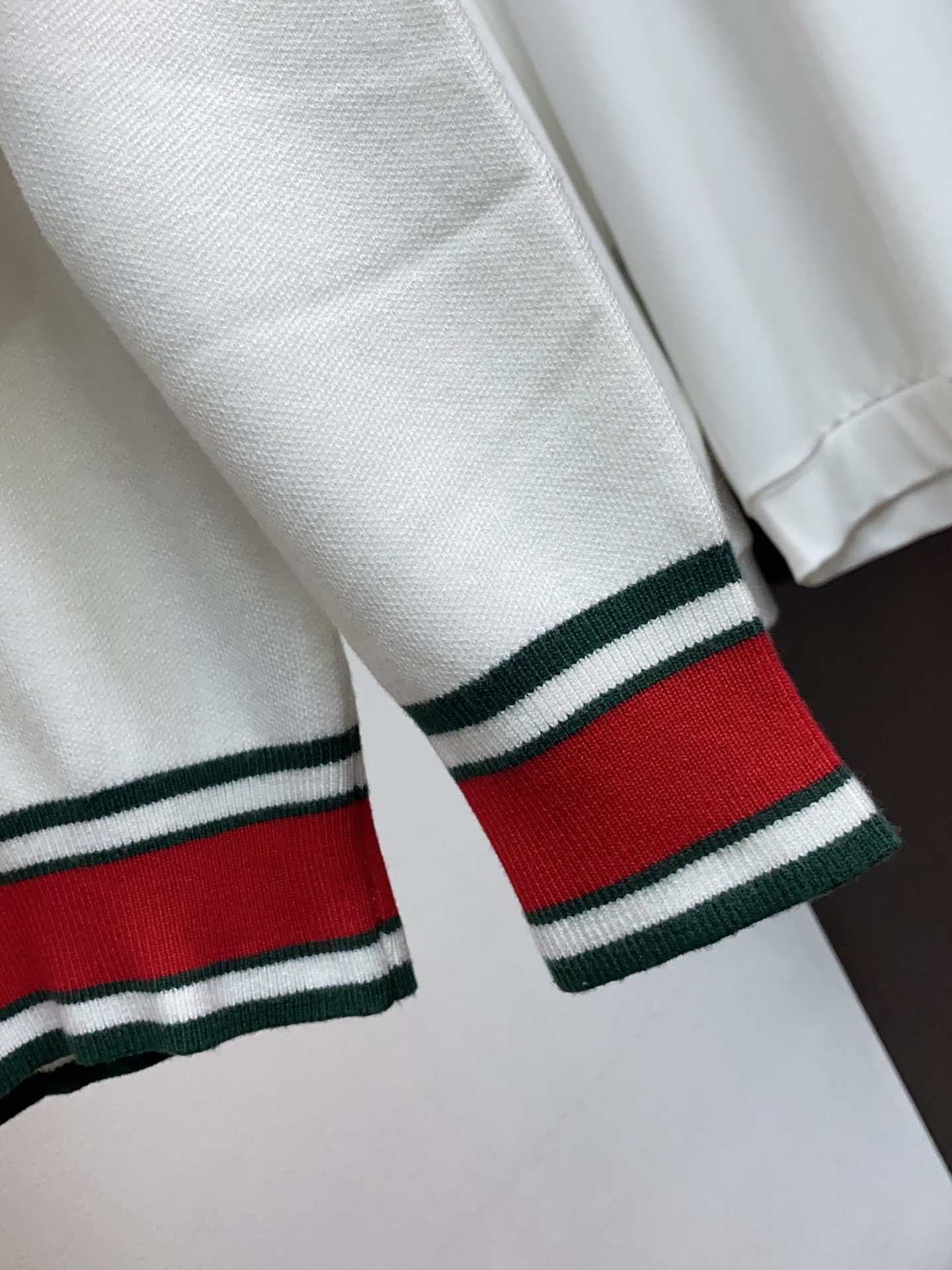 Gucci Basic Clothing Wool M-l-xl