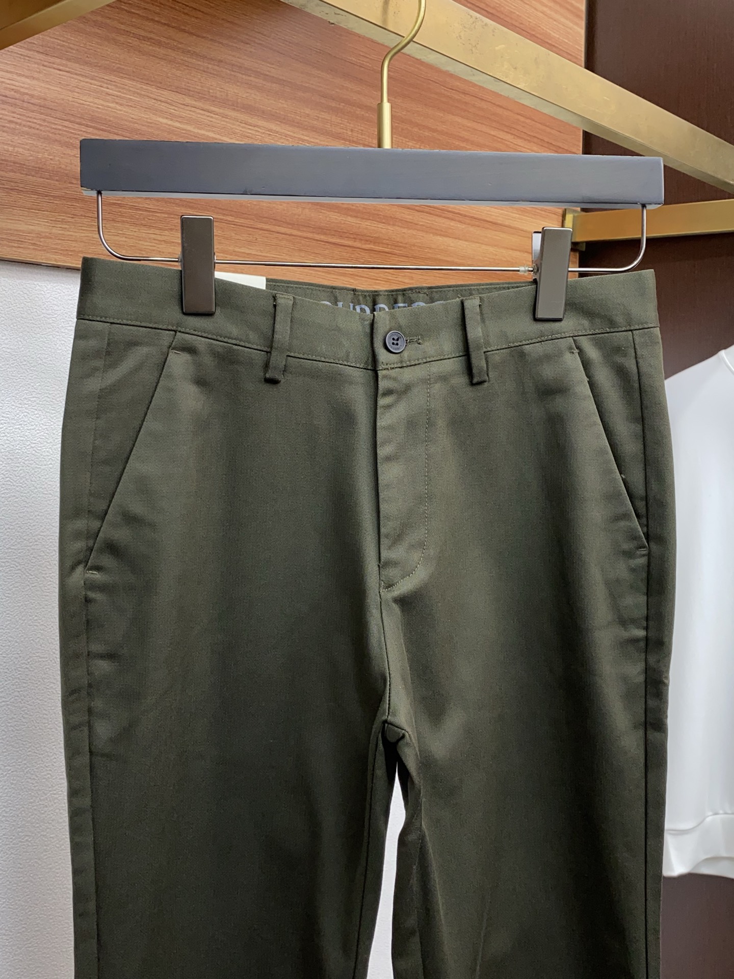 Burberry Male Basic Clothing S-l