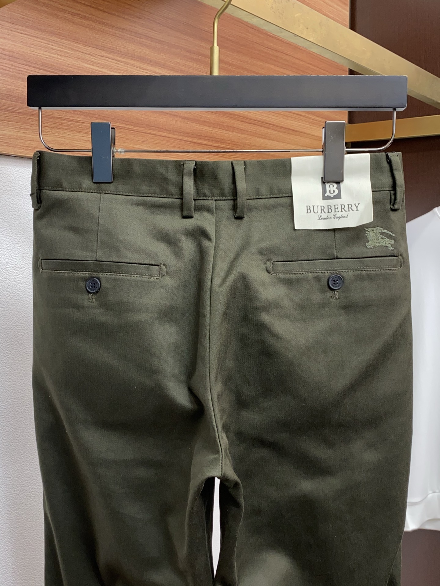 Burberry Male Basic Clothing S-l