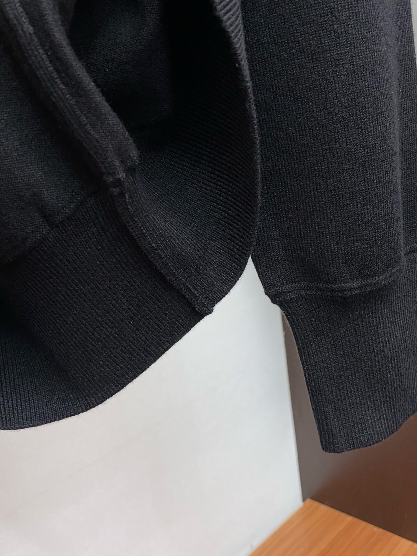 Burberry Basic Clothing Wool M-l-xl