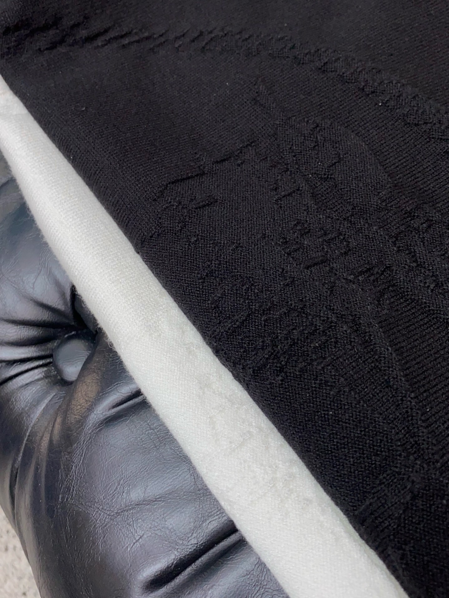 Burberry Basic Clothing Wool M-l-xl