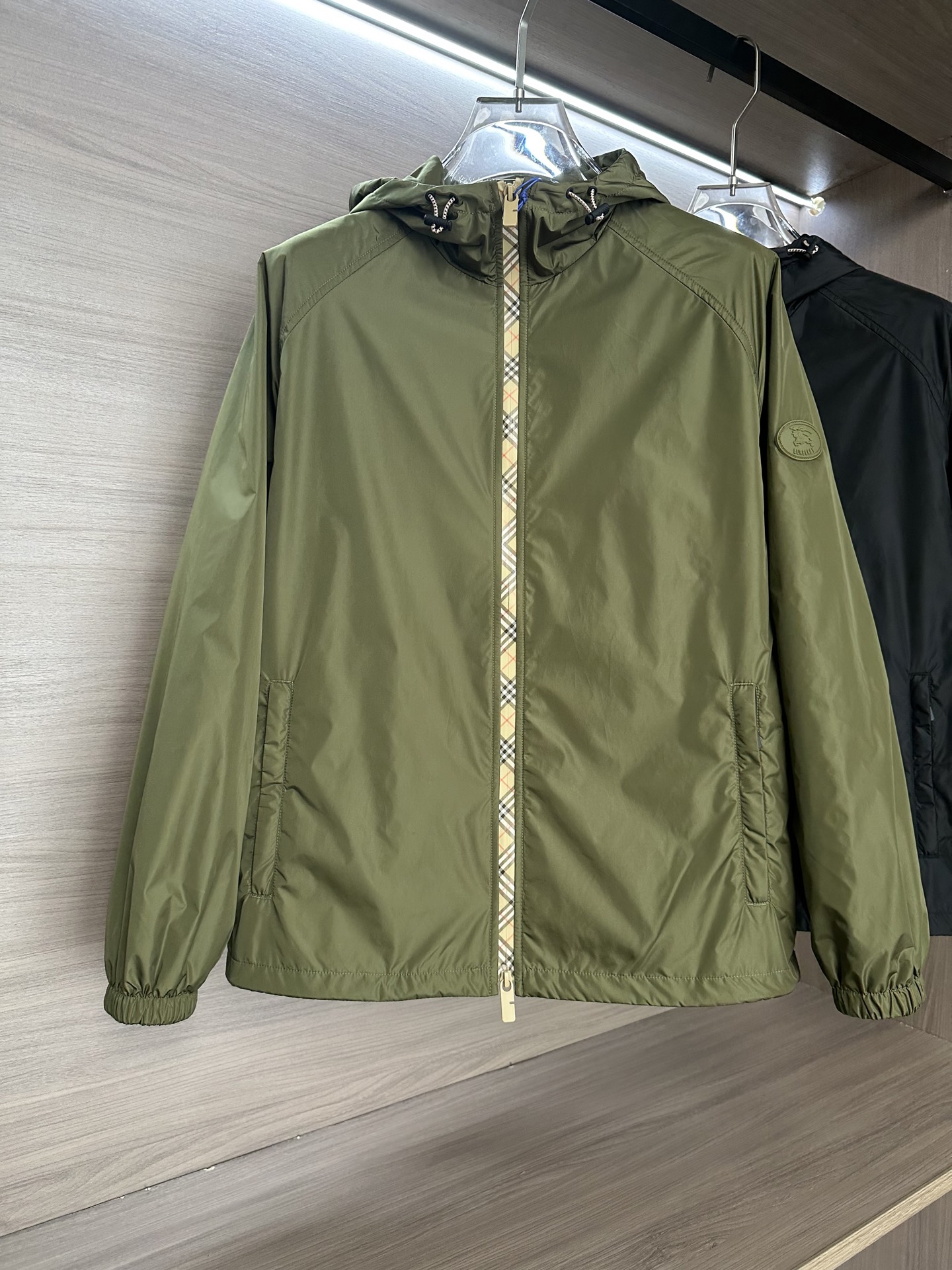 Burberry Basic Clothing Hooded M-xl
