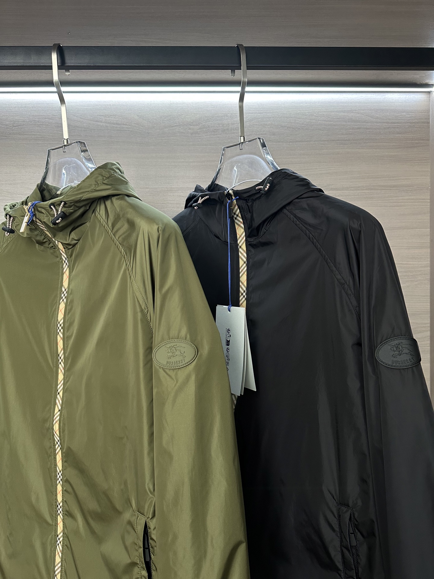 Burberry Basic Clothing Hooded M-xl