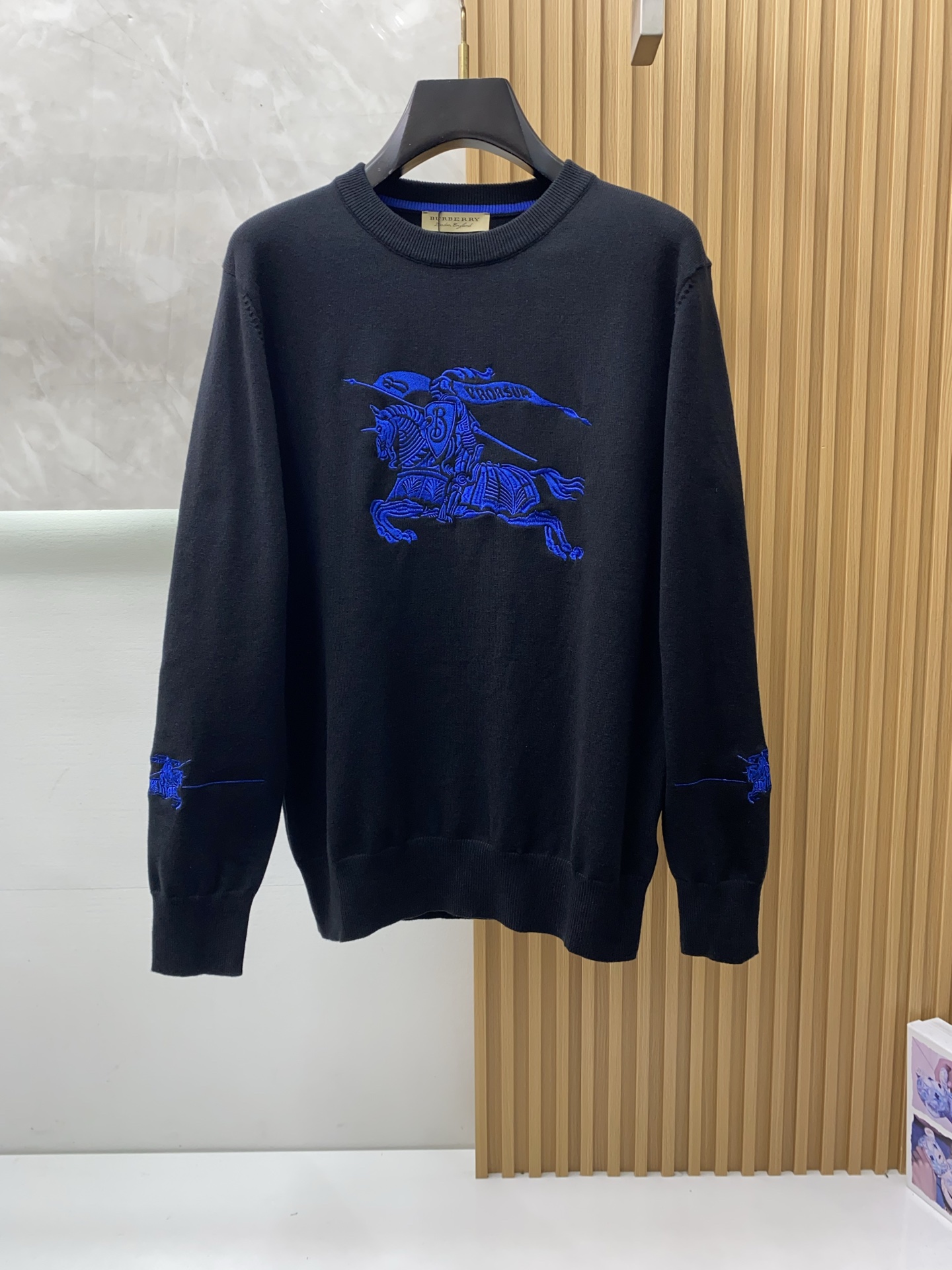 Burberry Basic Clothing Wool M-l-xl