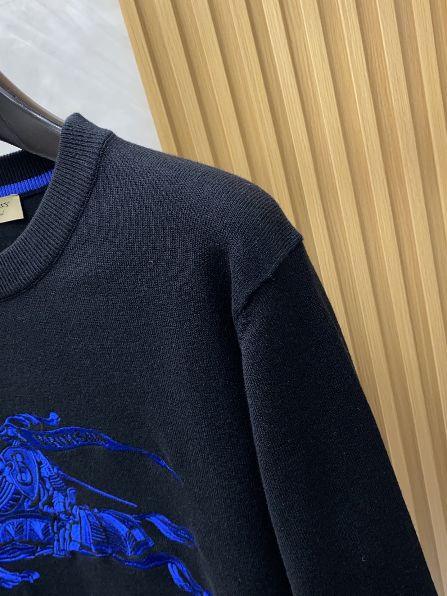 Burberry Basic Clothing Wool M-l-xl