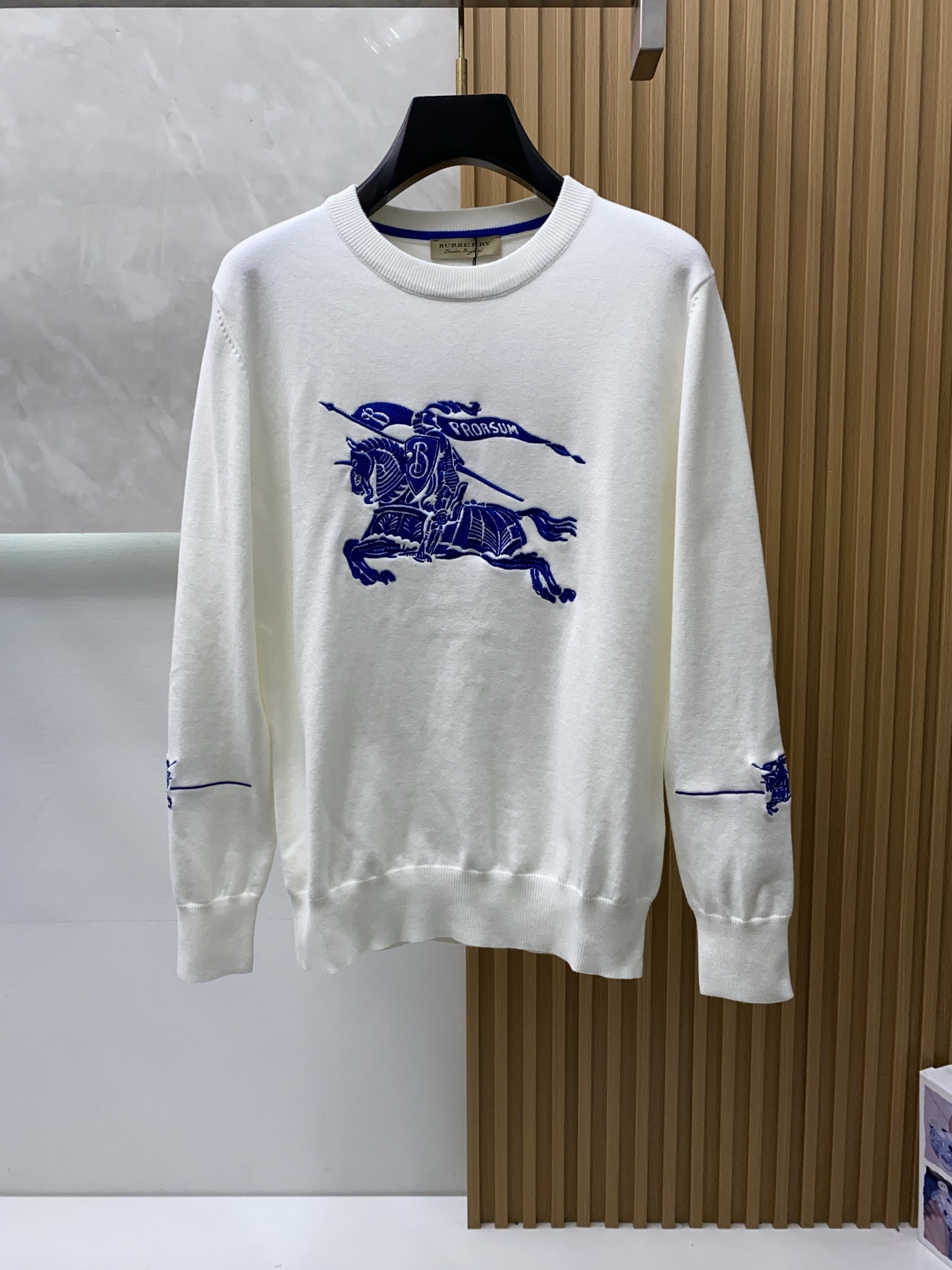 Burberry Basic Clothing Wool M-l-xl