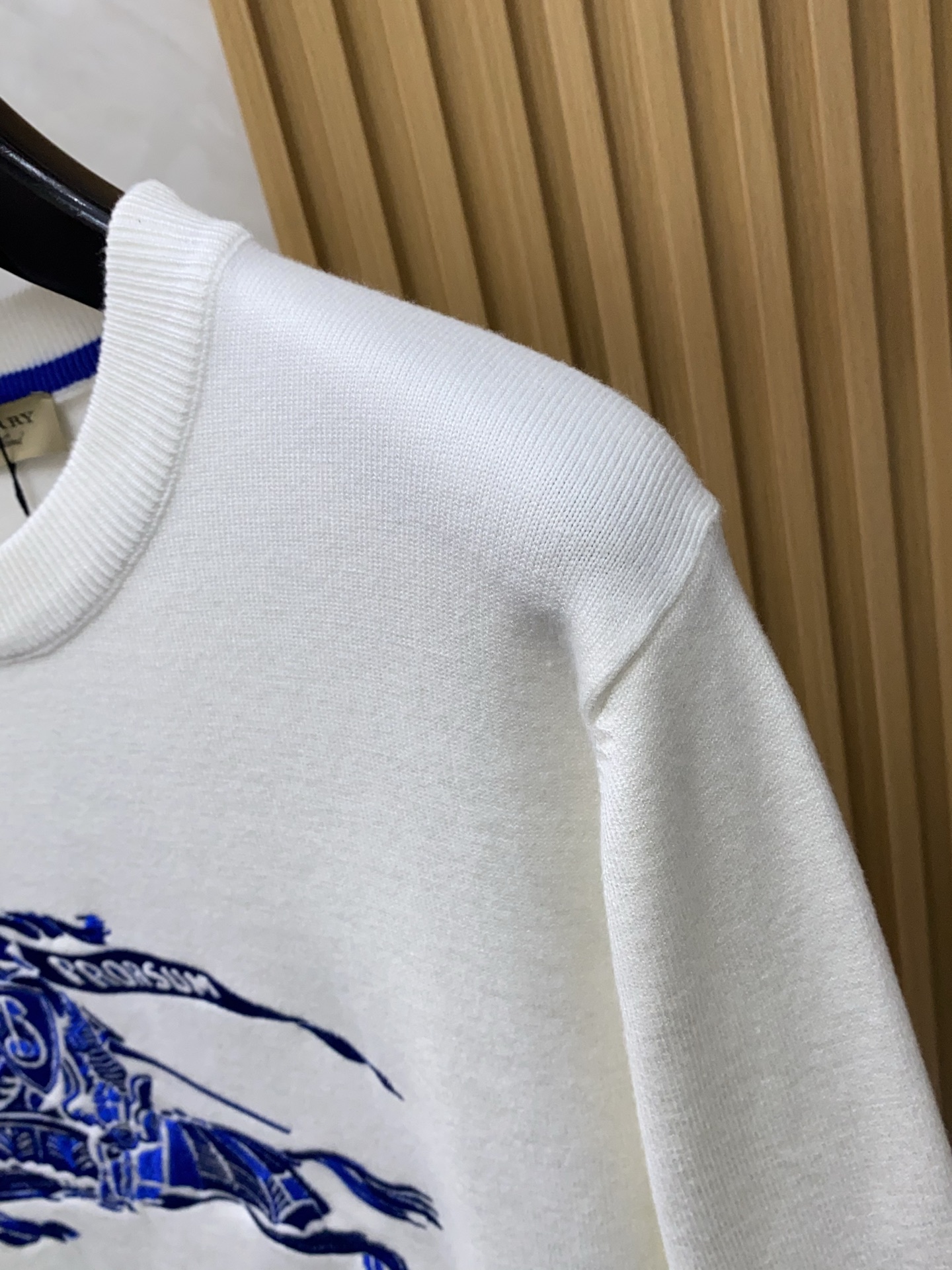 Burberry Basic Clothing Wool M-l-xl