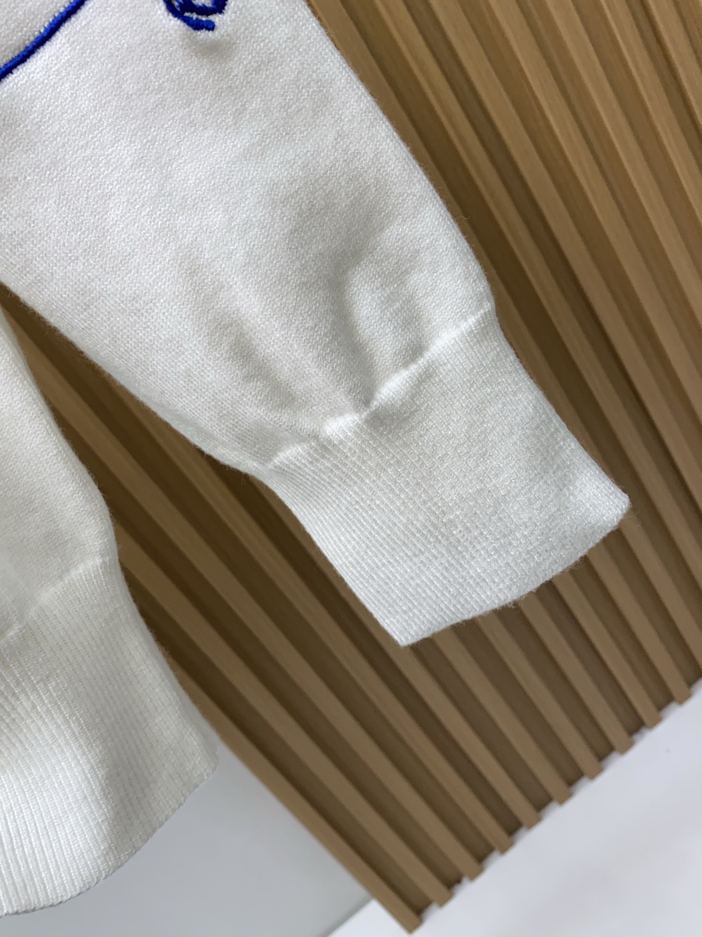 Burberry Basic Clothing Wool M-l-xl