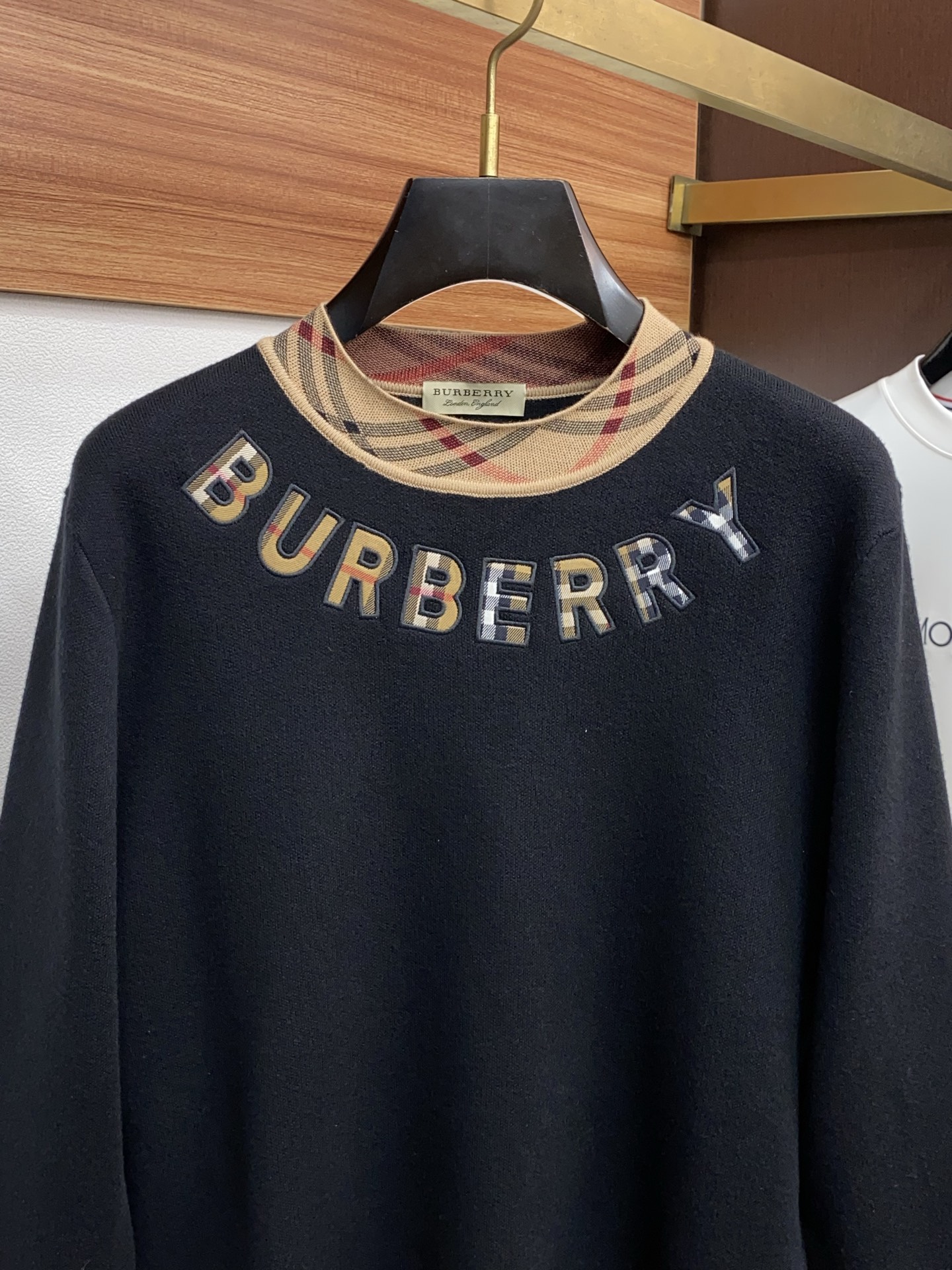 Burberry Basic Clothing Wool M-l-xl