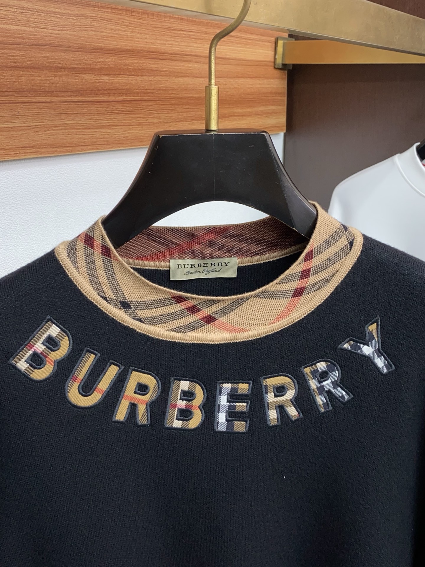 Burberry Basic Clothing Wool M-l-xl