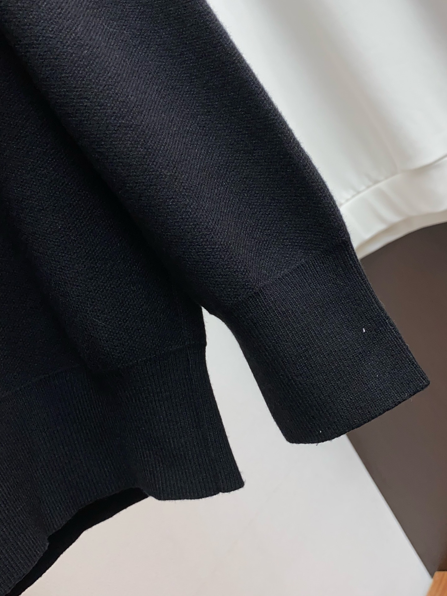 Burberry Basic Clothing Wool M-l-xl