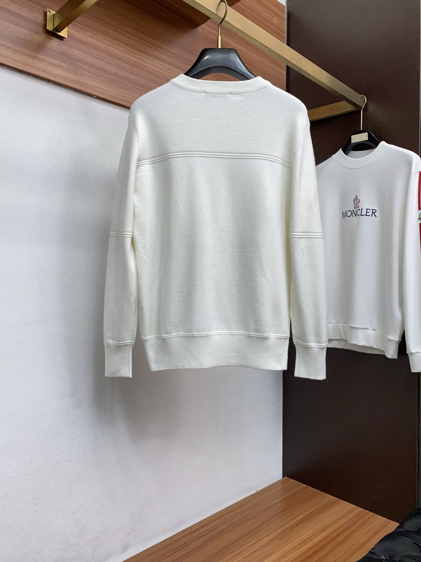 Burberry Basic Clothing Wool M-l-xl