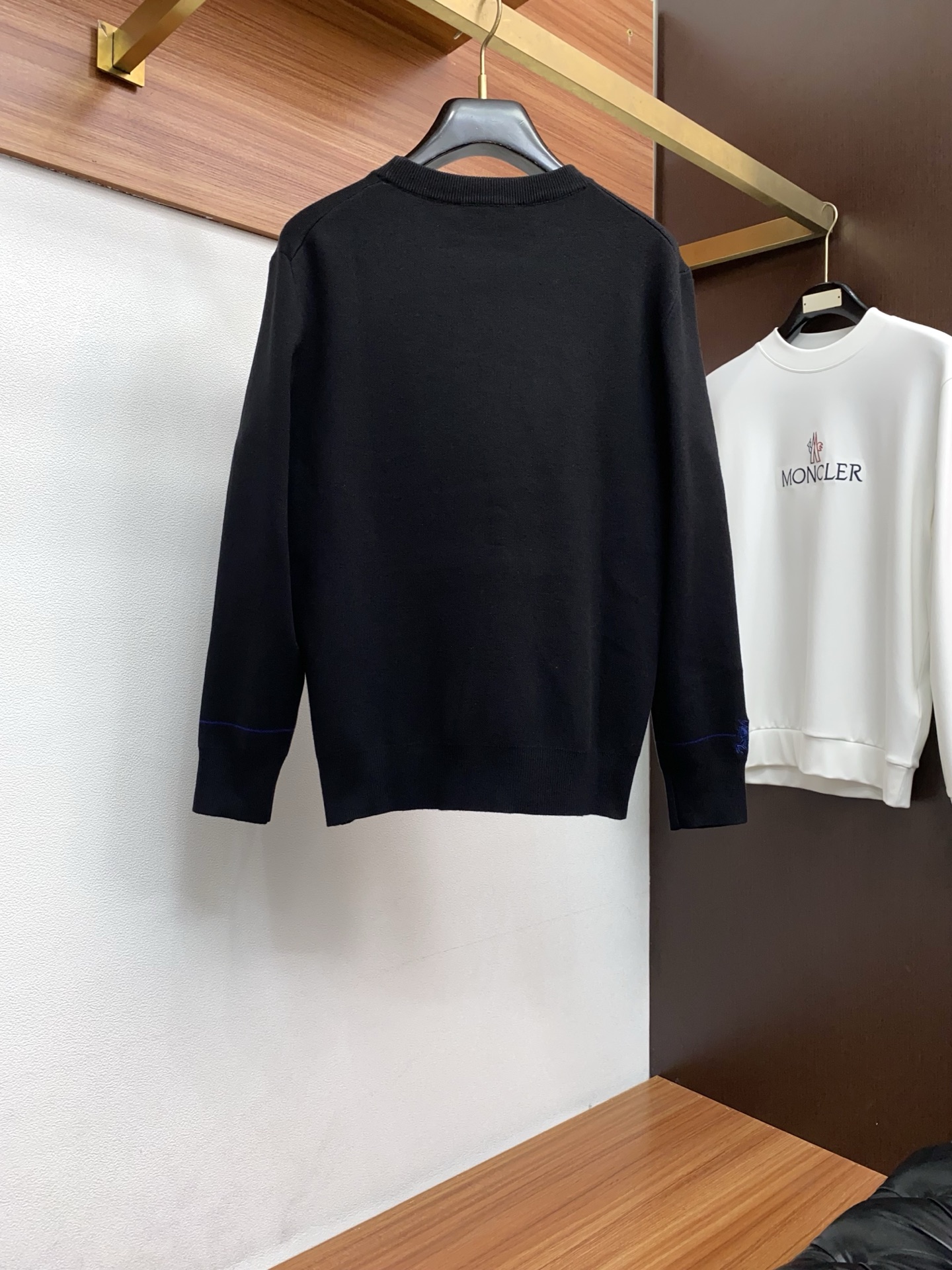 Burberry Basic Clothing Wool M-l-xl
