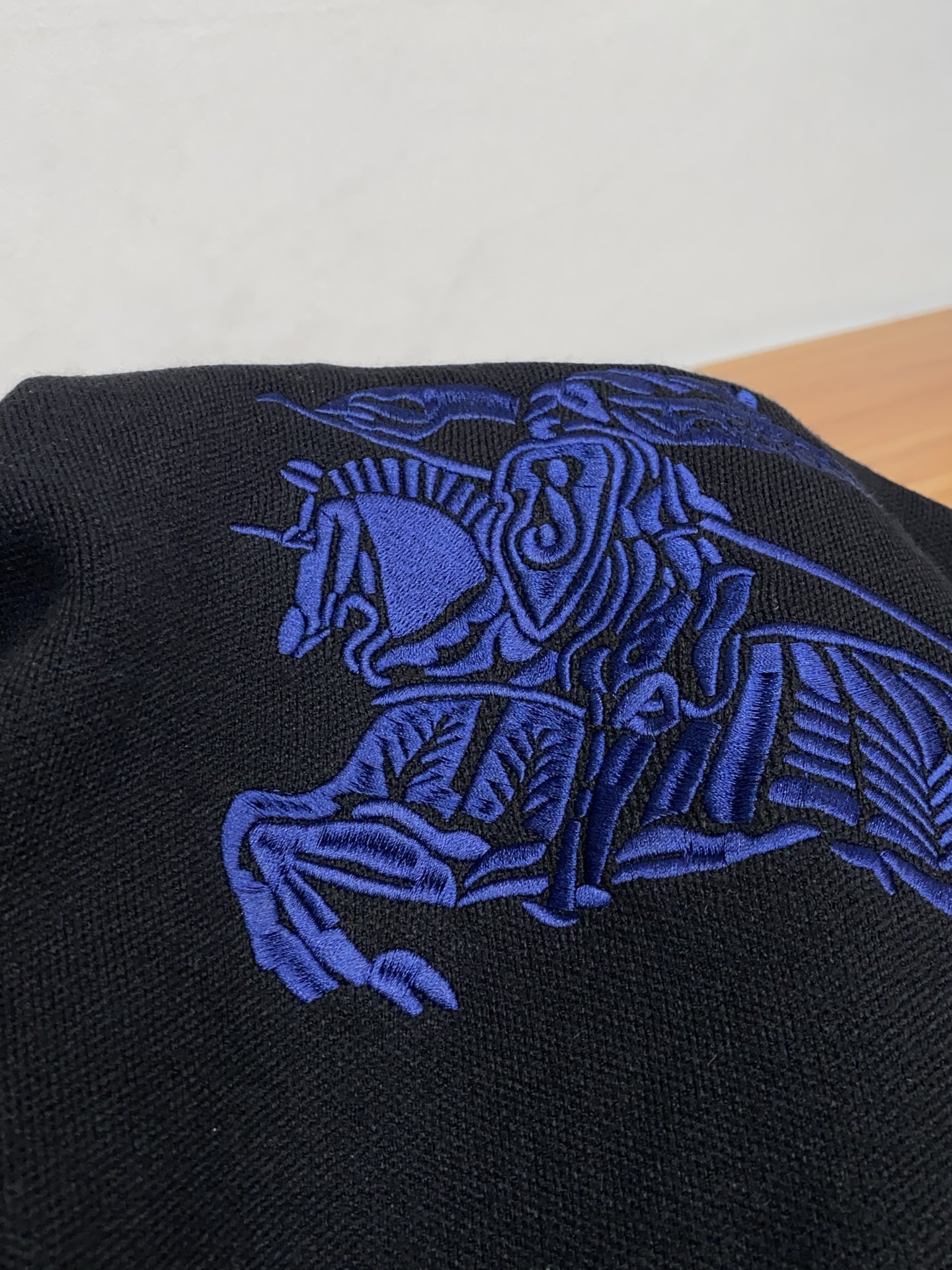 Burberry Basic Clothing Wool M-l-xl