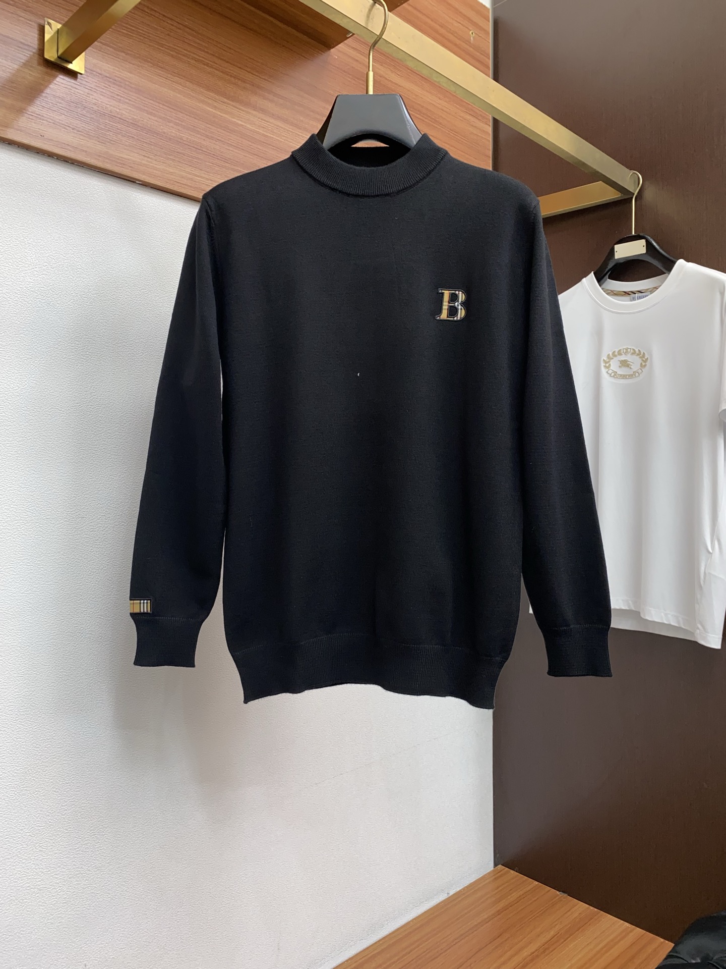 Burberry Basic Clothing Wool M-l-xl