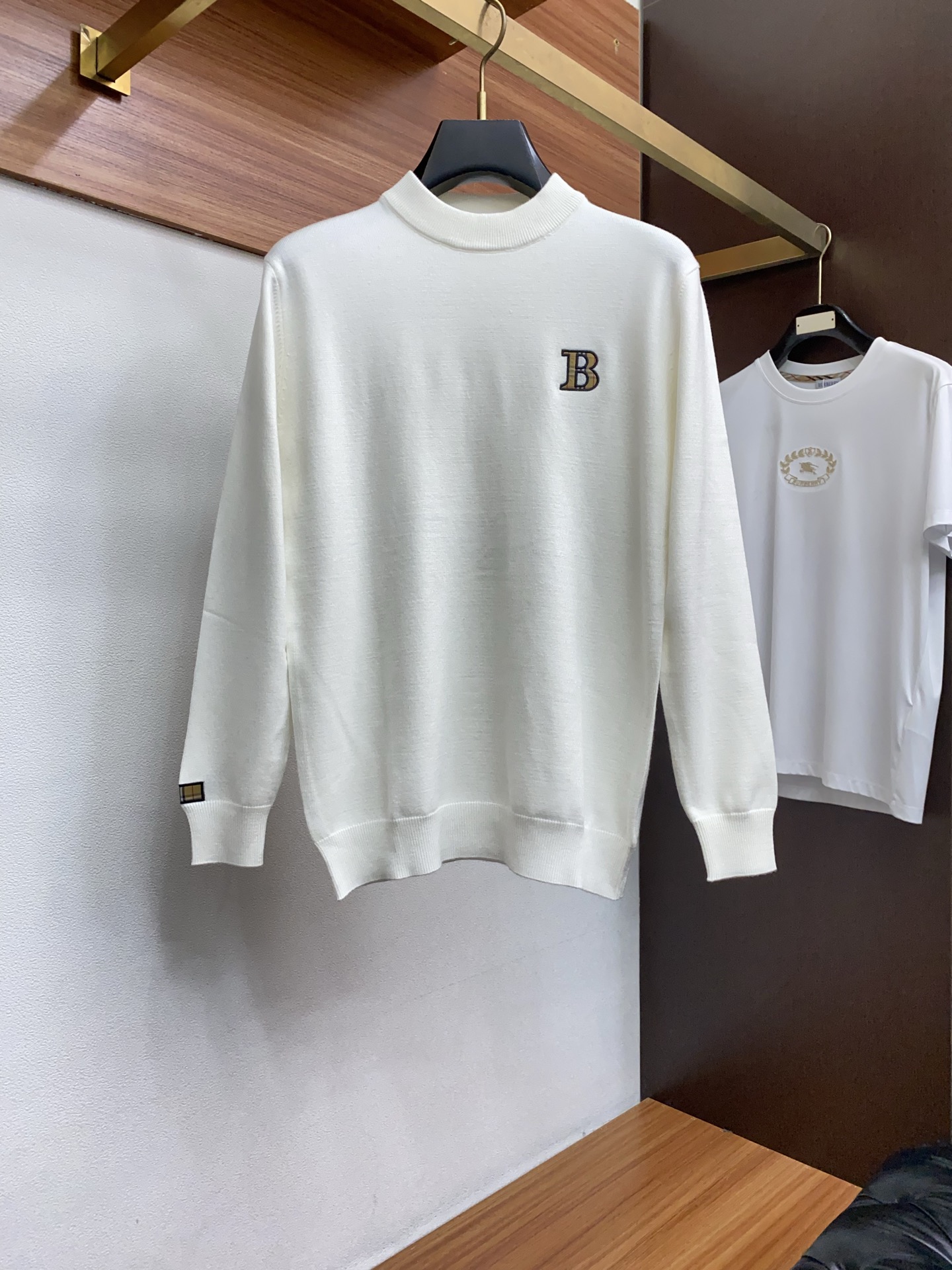 Burberry Basic Clothing Wool M-l-xl