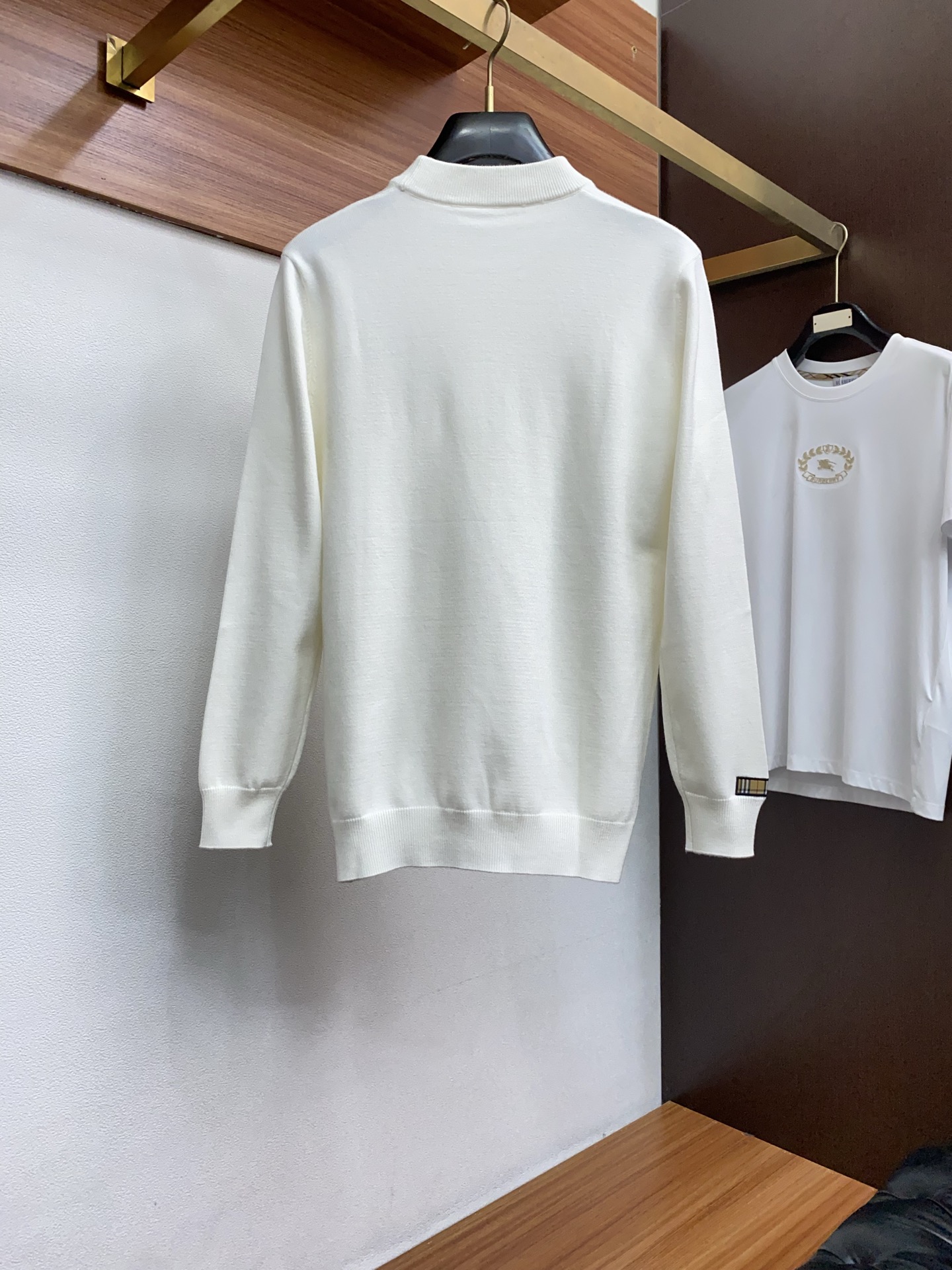 Burberry Basic Clothing Wool M-l-xl