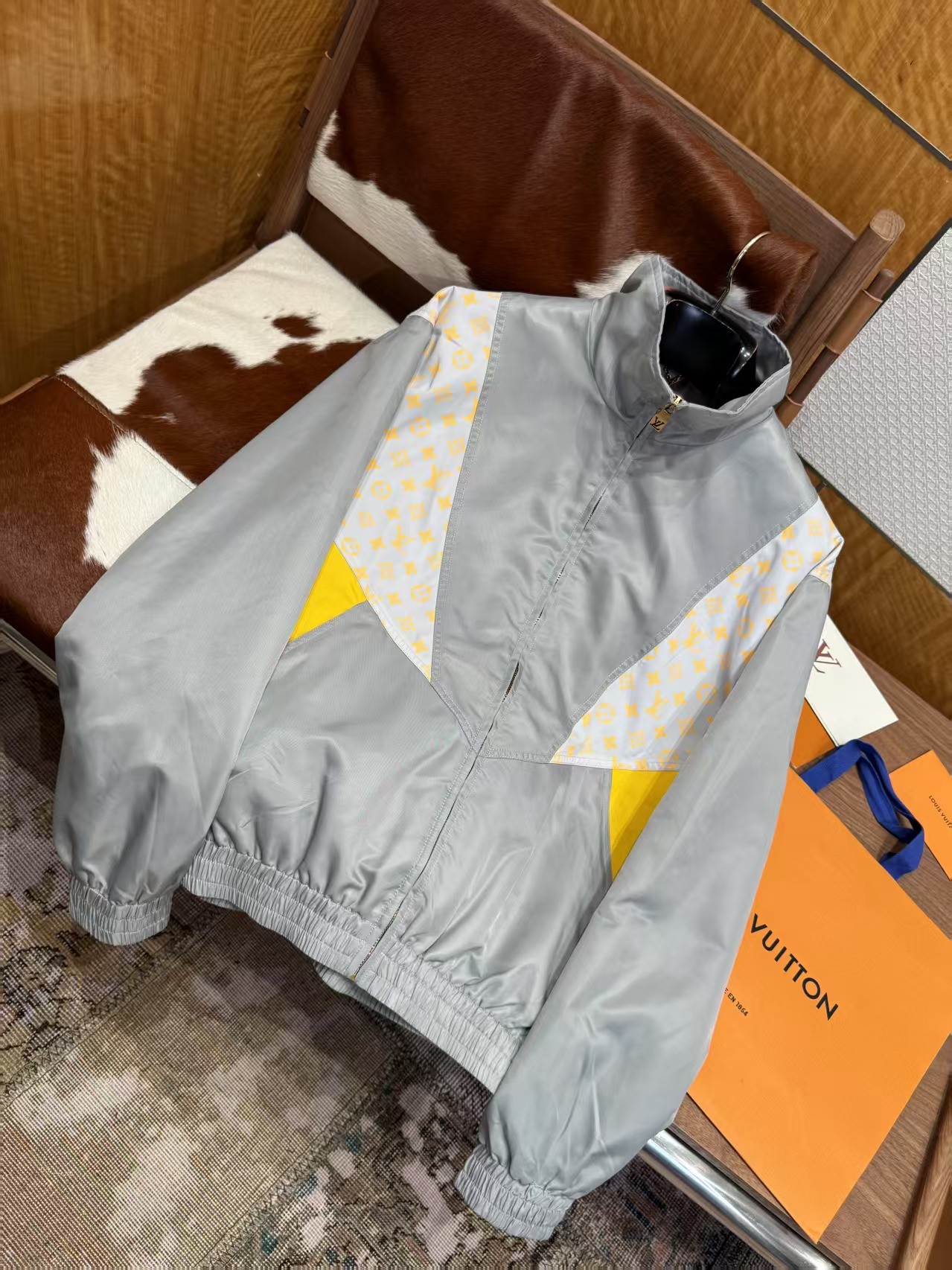 Louis Vuitton Jacket Gray Printed S-m-l-xl