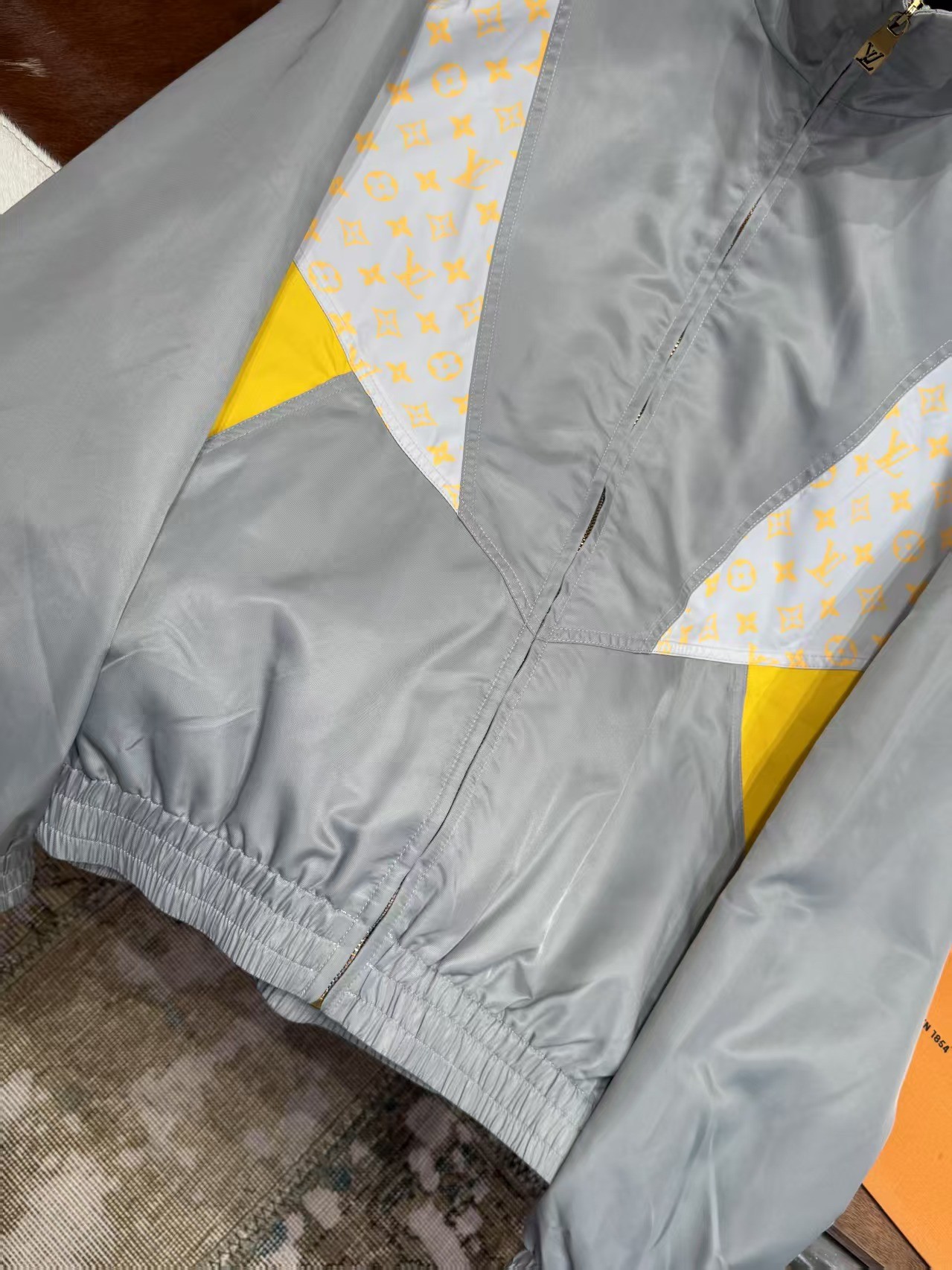 Louis Vuitton Jacket Gray Printed S-m-l-xl