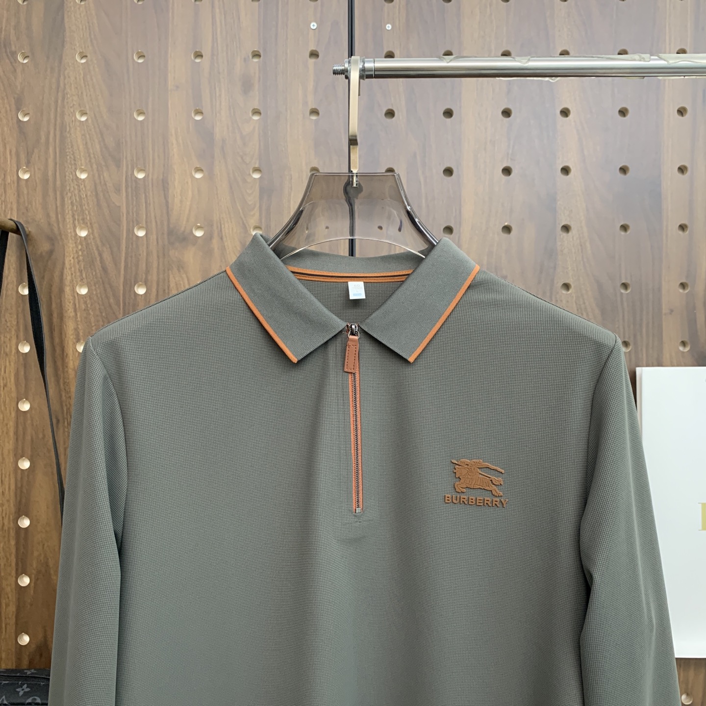 Burberry Basic Clothing S-m-l-xl