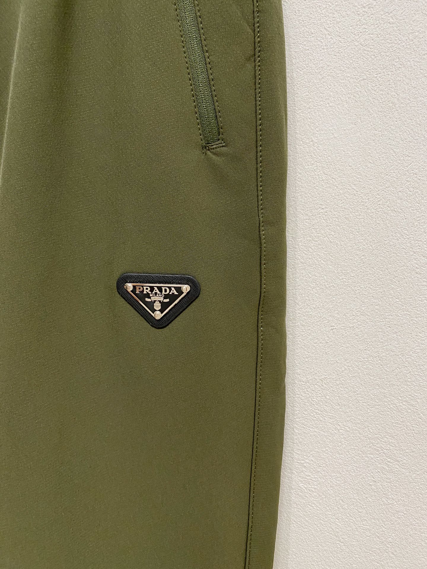 Prada Basic Clothing S-m-xl