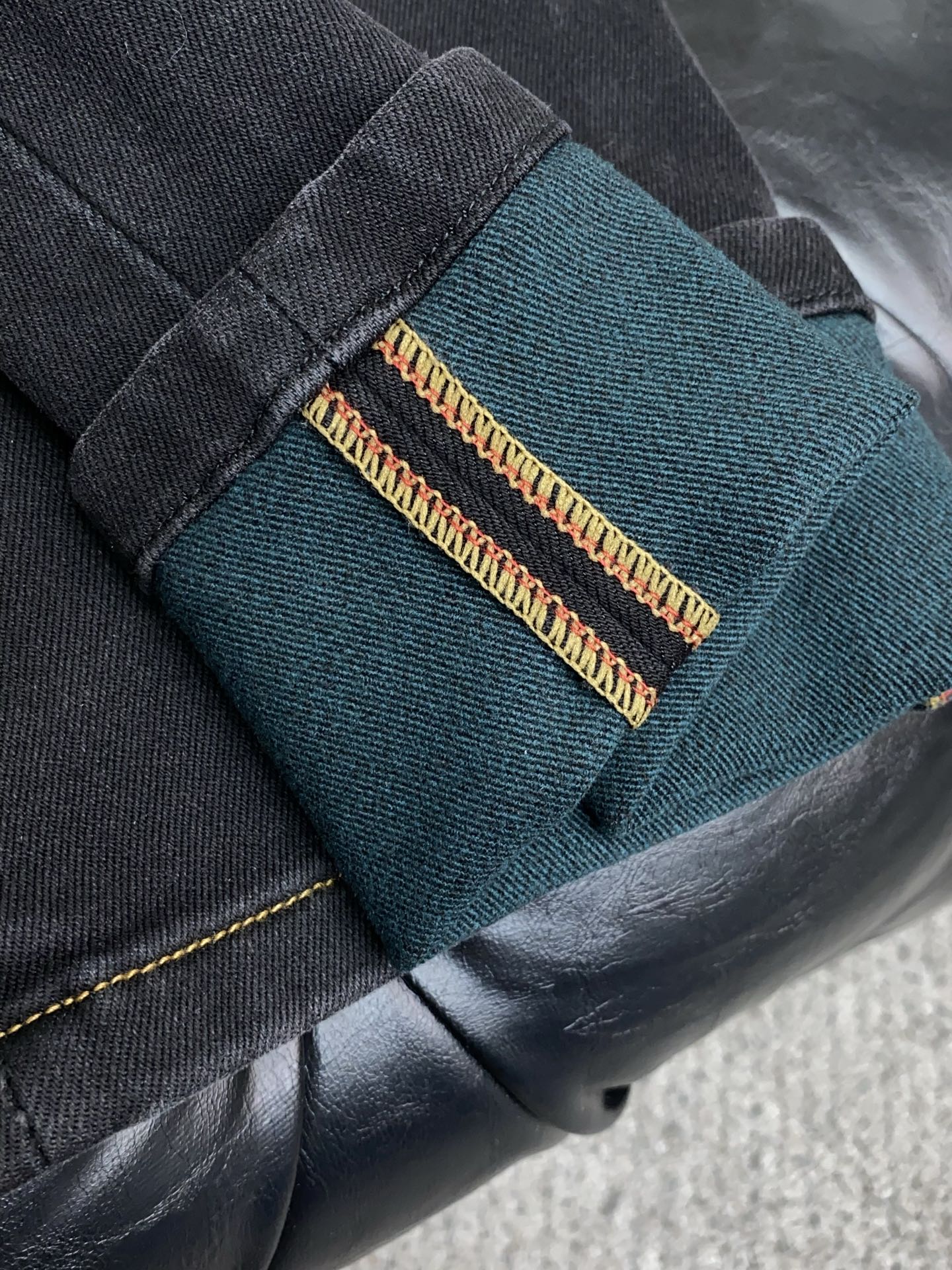 Givenchy Jeans Knitted Slim Fit