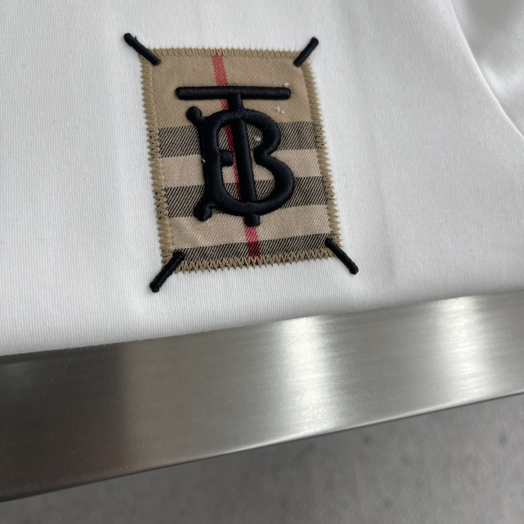 Burberry Male Basic Clothing M-l-xl